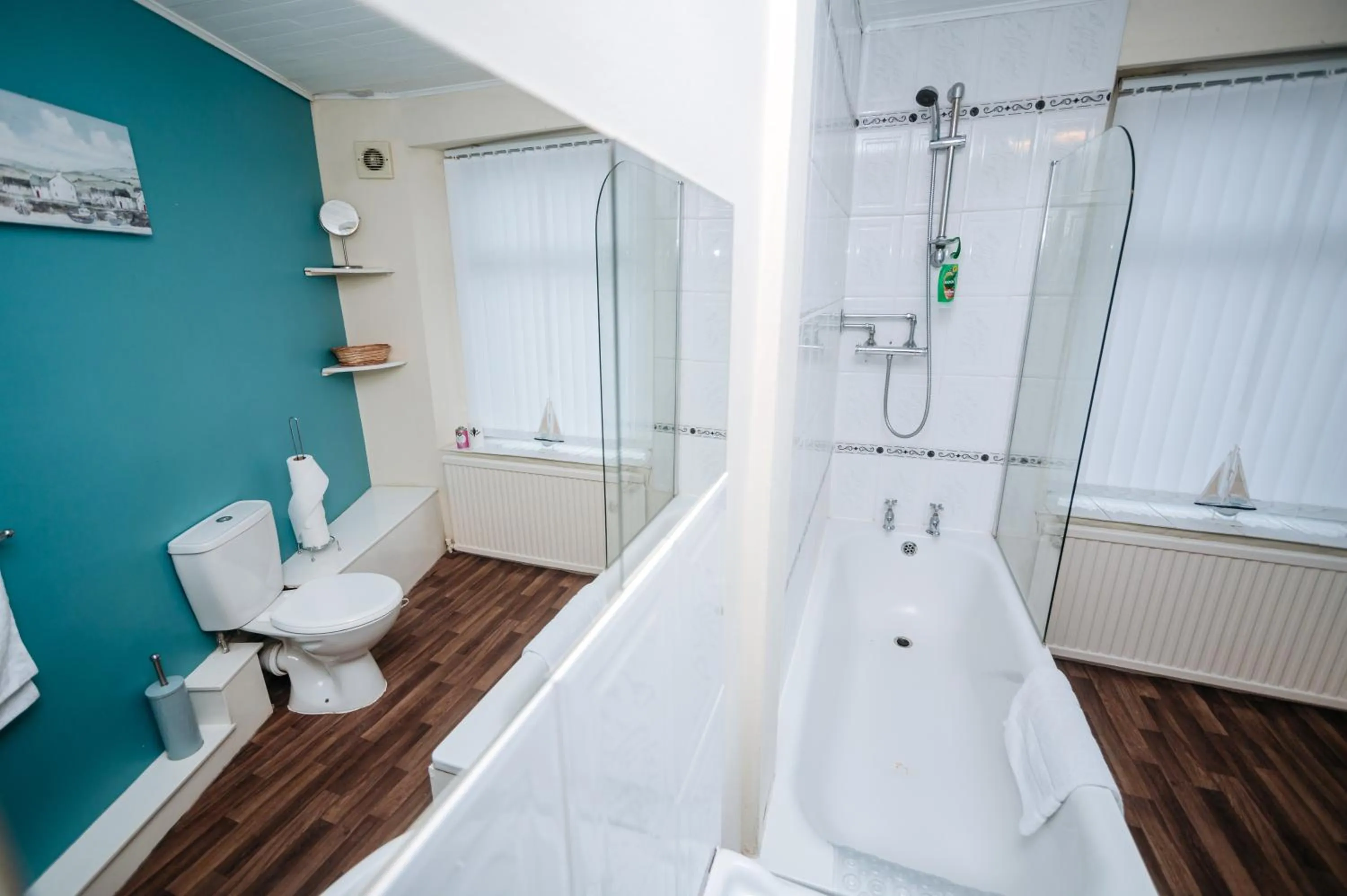 Bathroom in Woodhouse Lodge