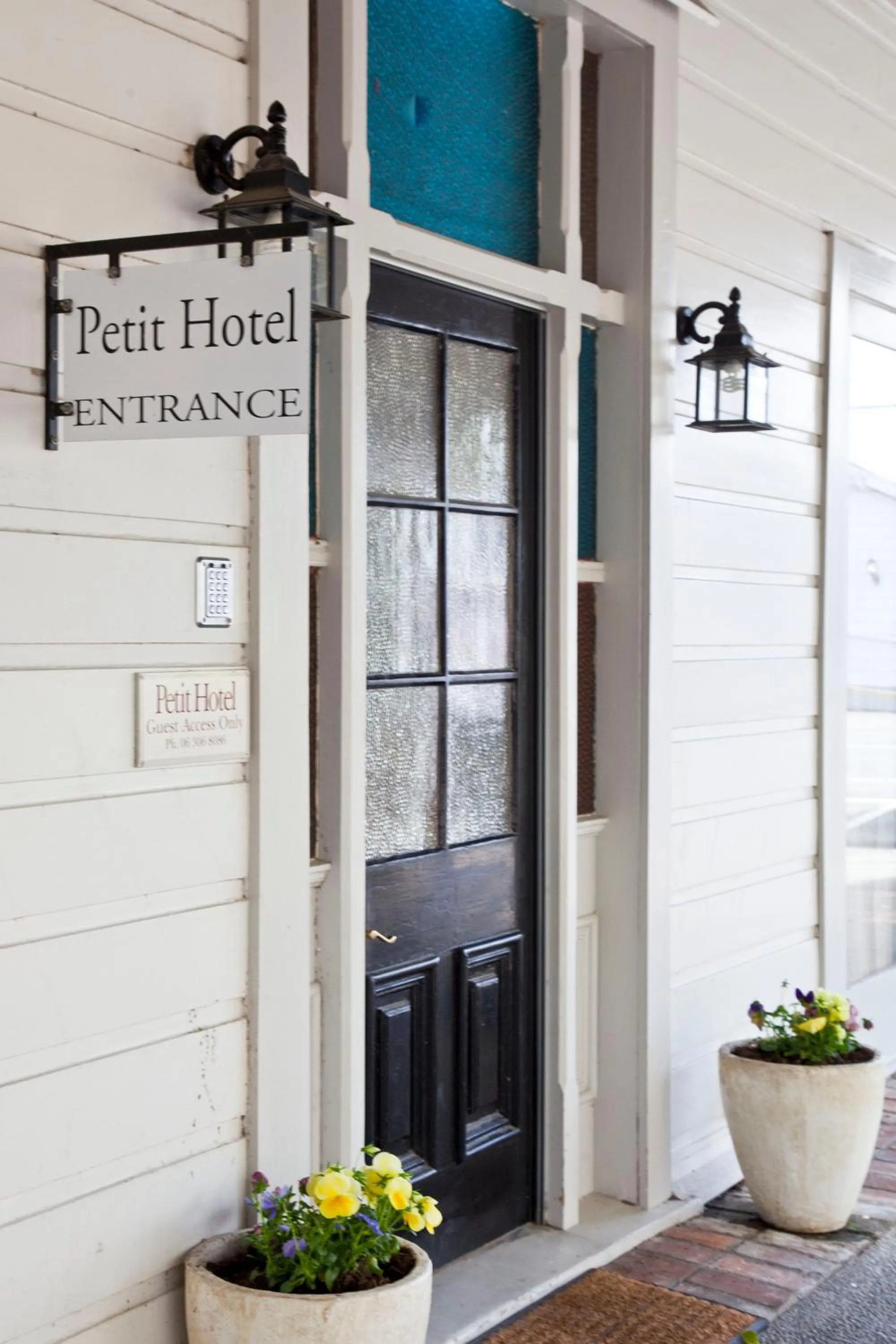 Facade/entrance in The Martinborough Hotel