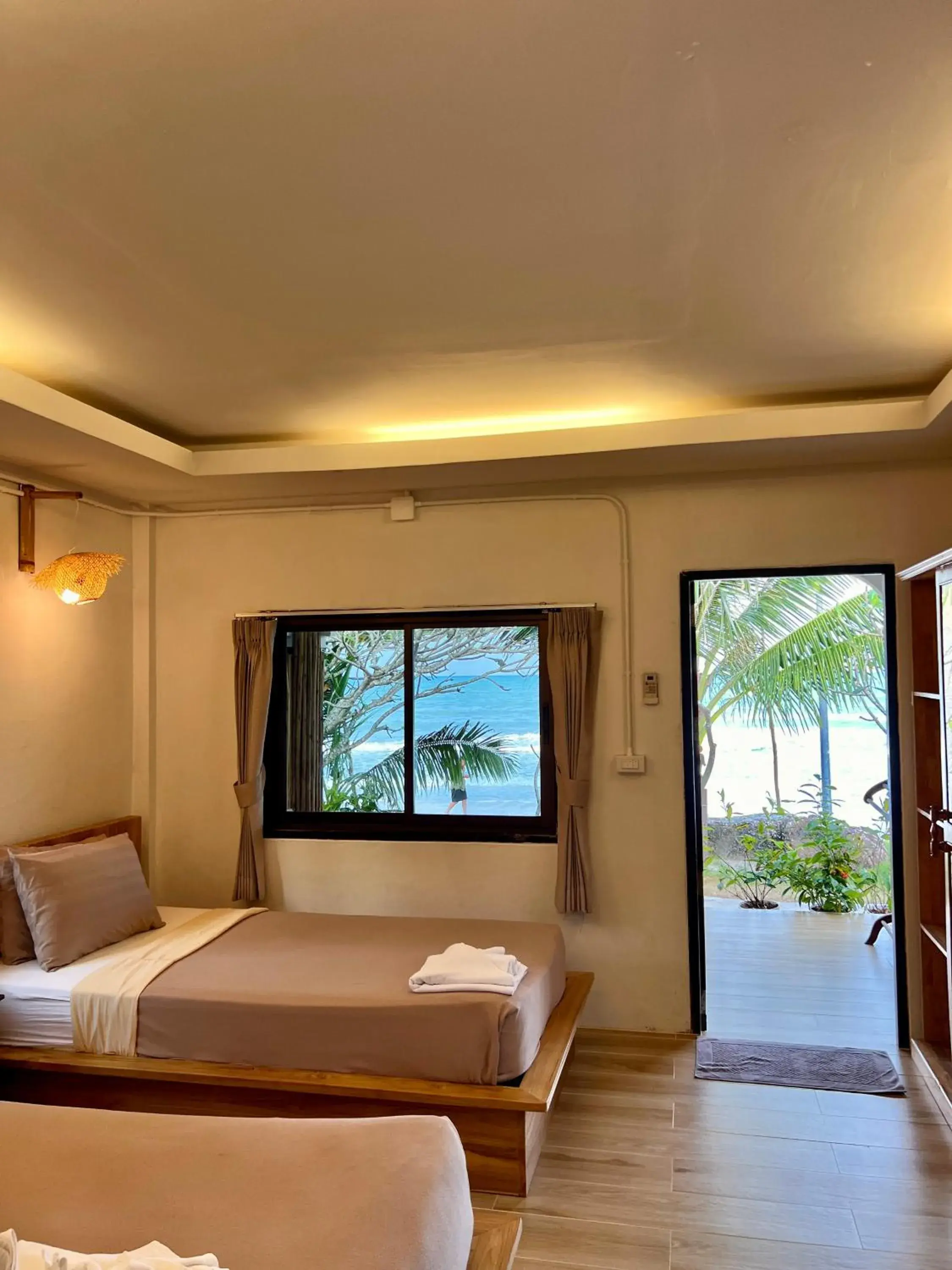 Family Room with Sea View in Pen's Bungalow Koh Phangan Family Room with Sea View in Pen's Bungalow Koh Phangan