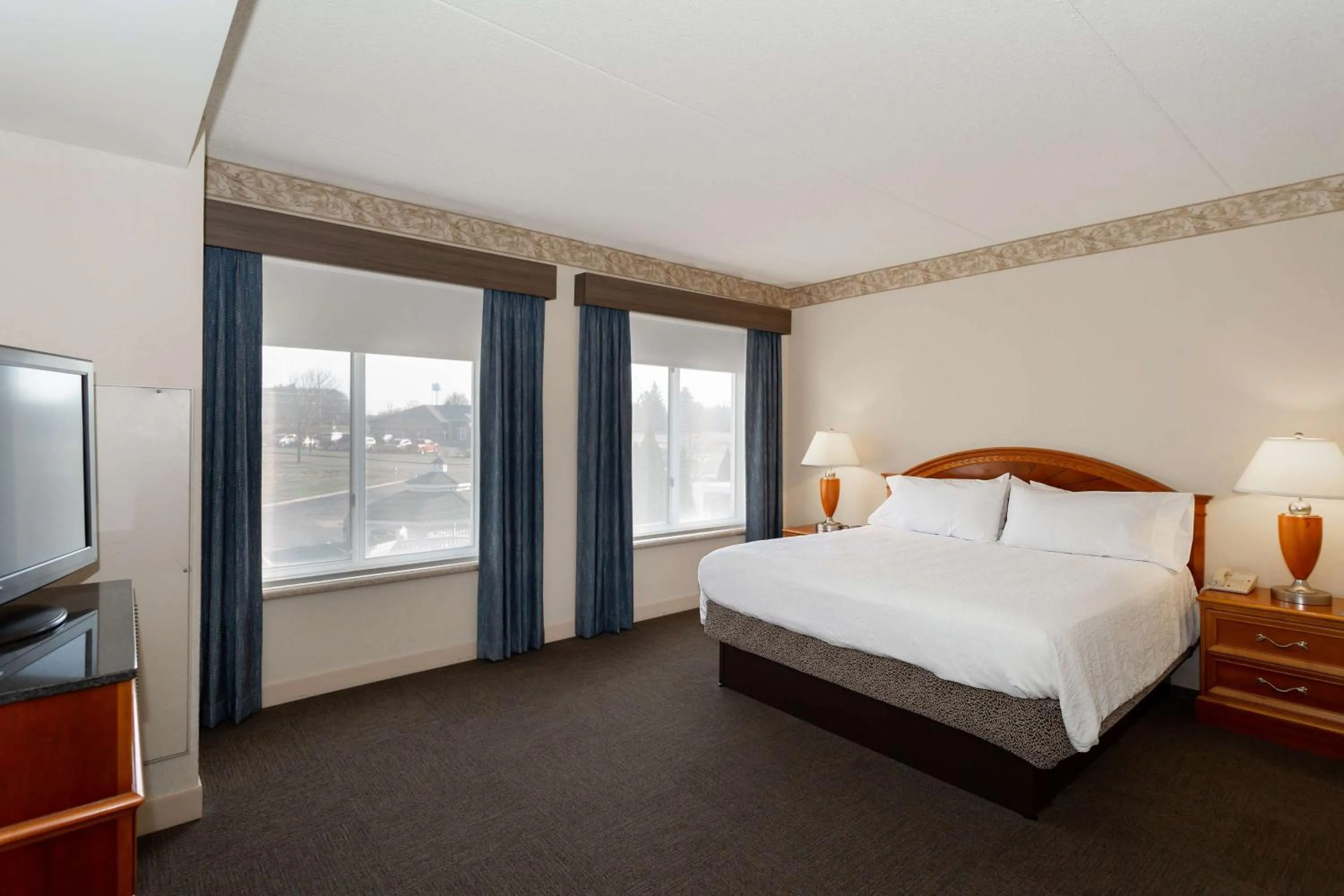 Bed in Hilton Garden Inn Wooster