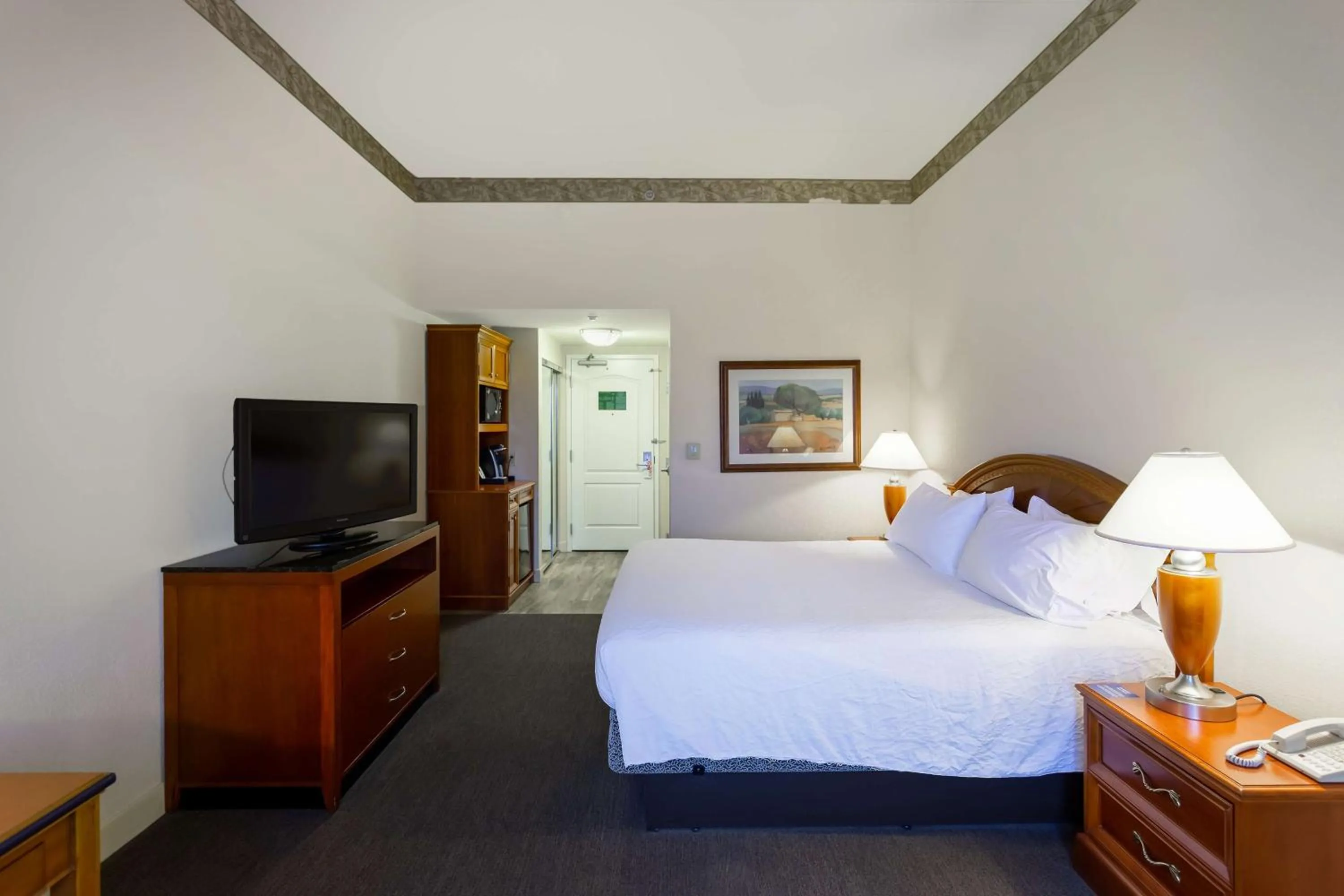 Bed in Hilton Garden Inn Wooster