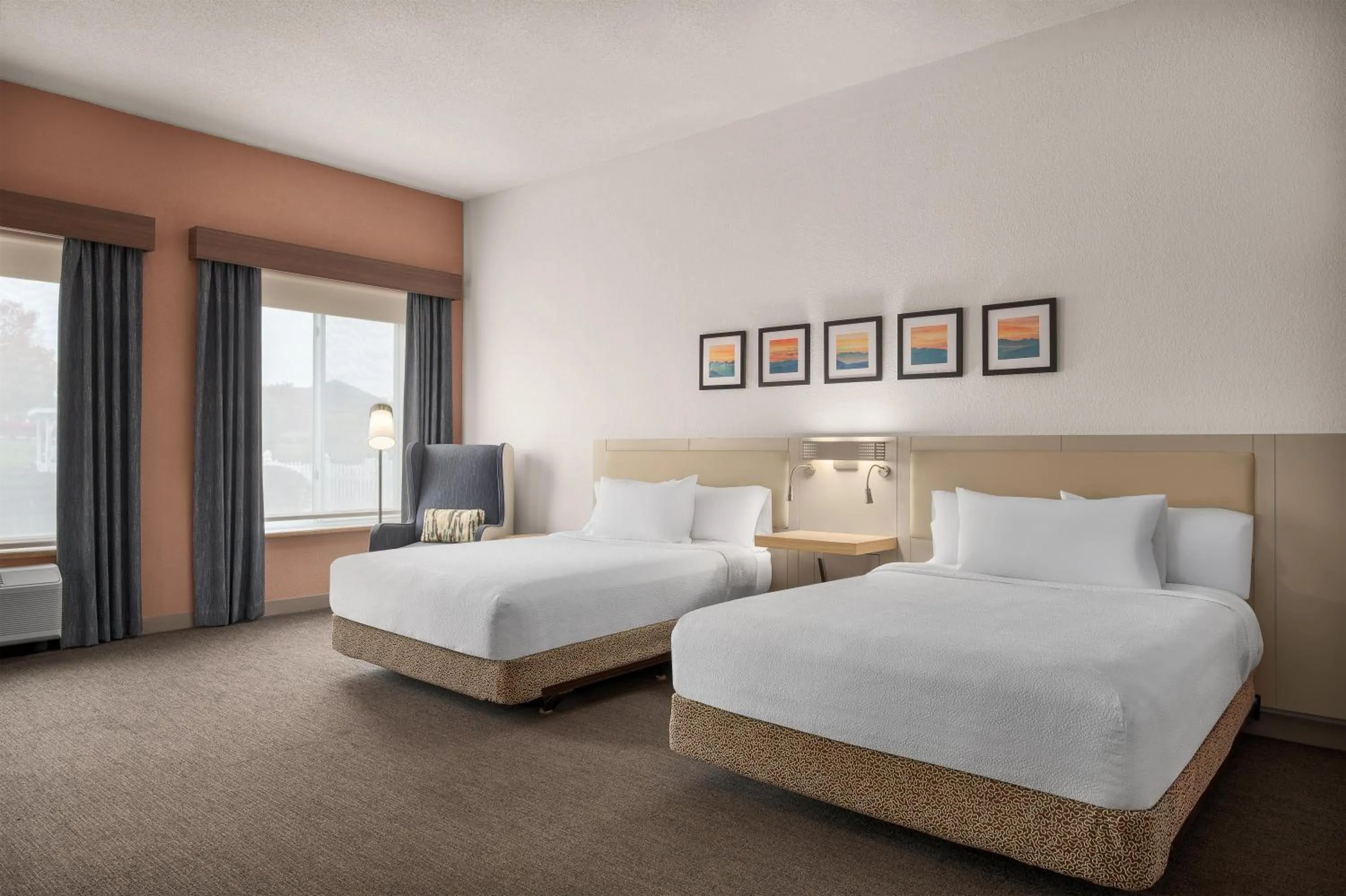 Bed in Hilton Garden Inn Wooster