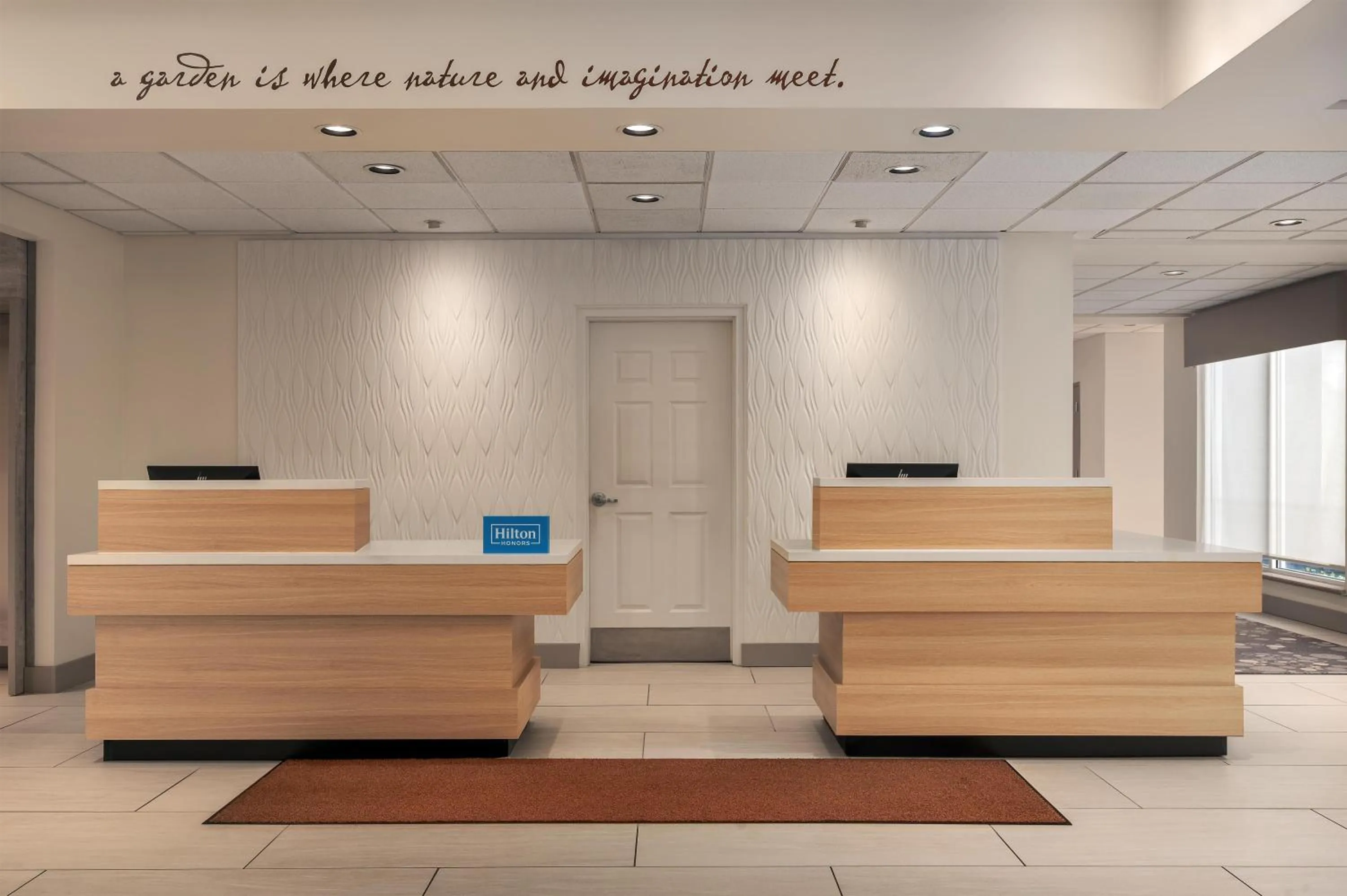 Lobby or reception in Hilton Garden Inn Wooster