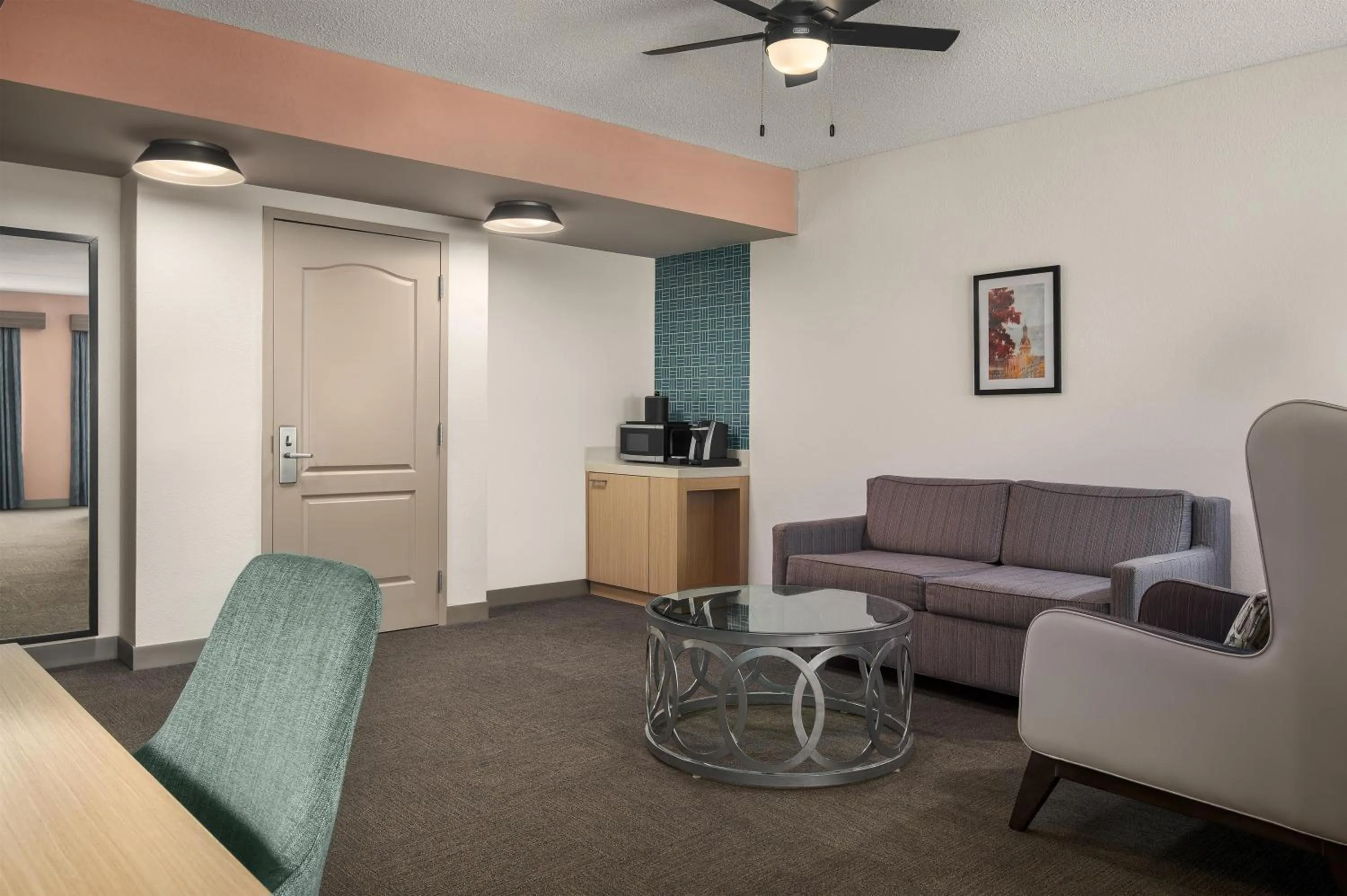 Living room in Hilton Garden Inn Wooster