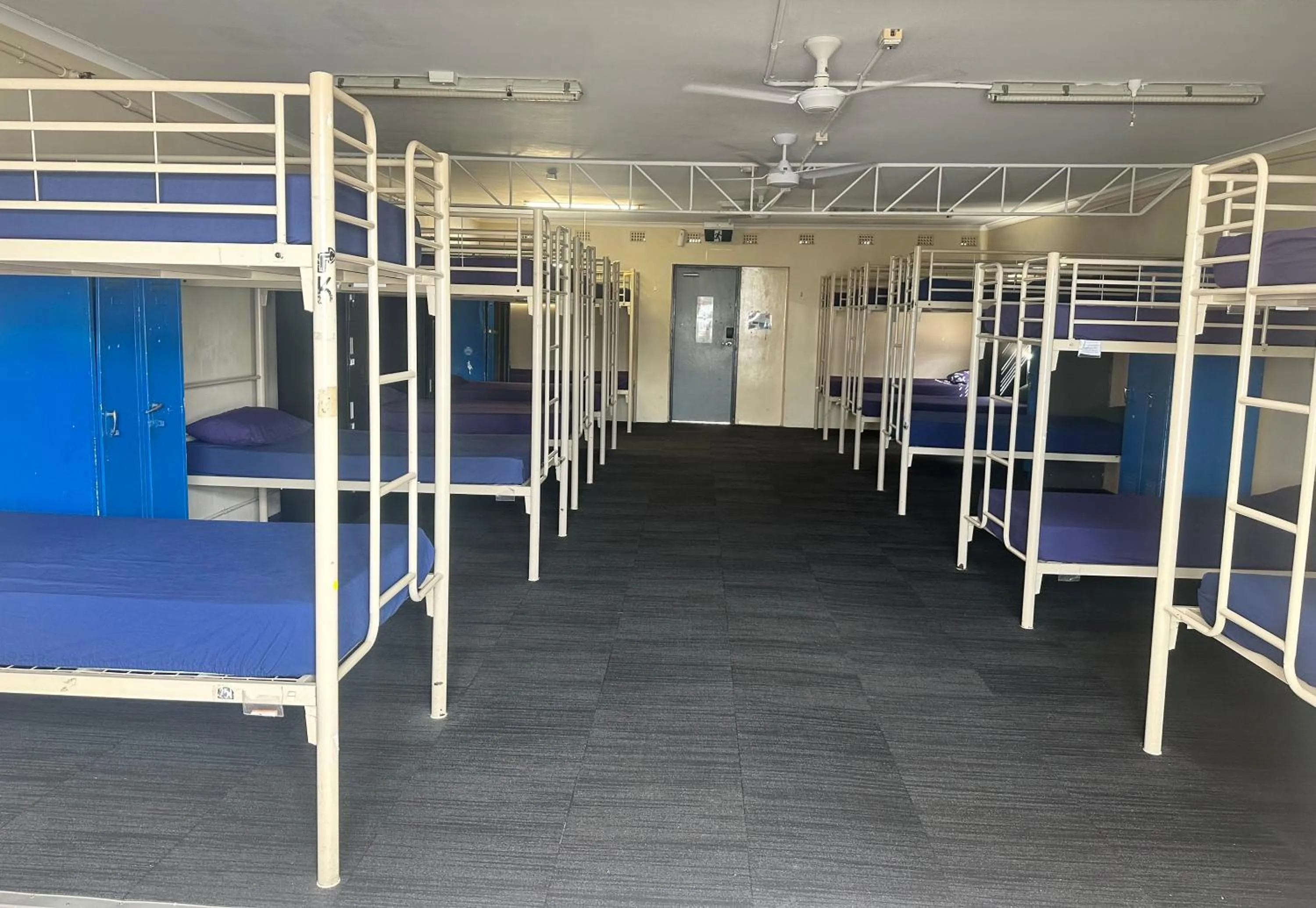 Photo of the whole room, Bed in Backpackers In Paradise 18-35 Hostel