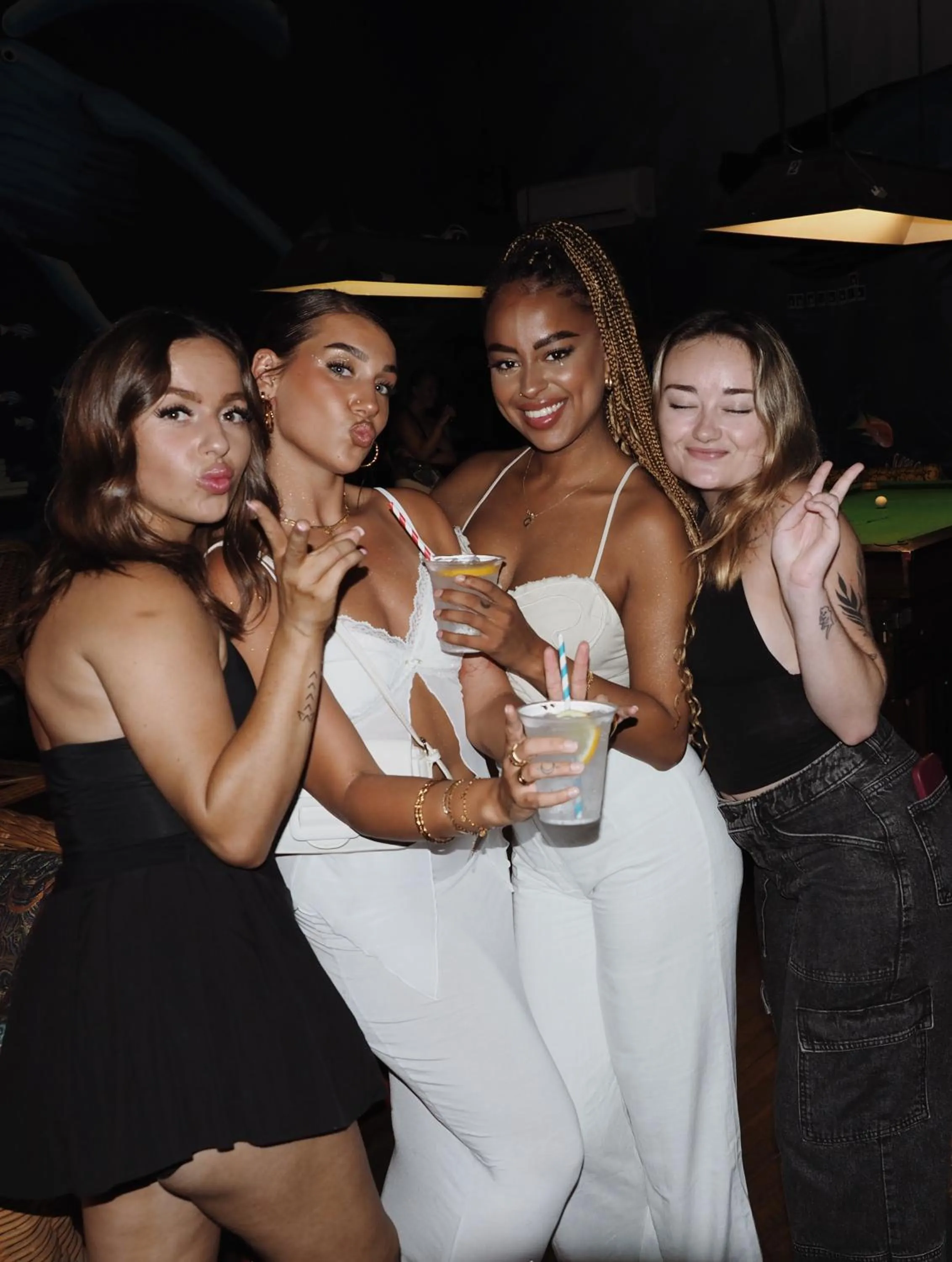 Drinks in Backpackers In Paradise 18-35 Hostel