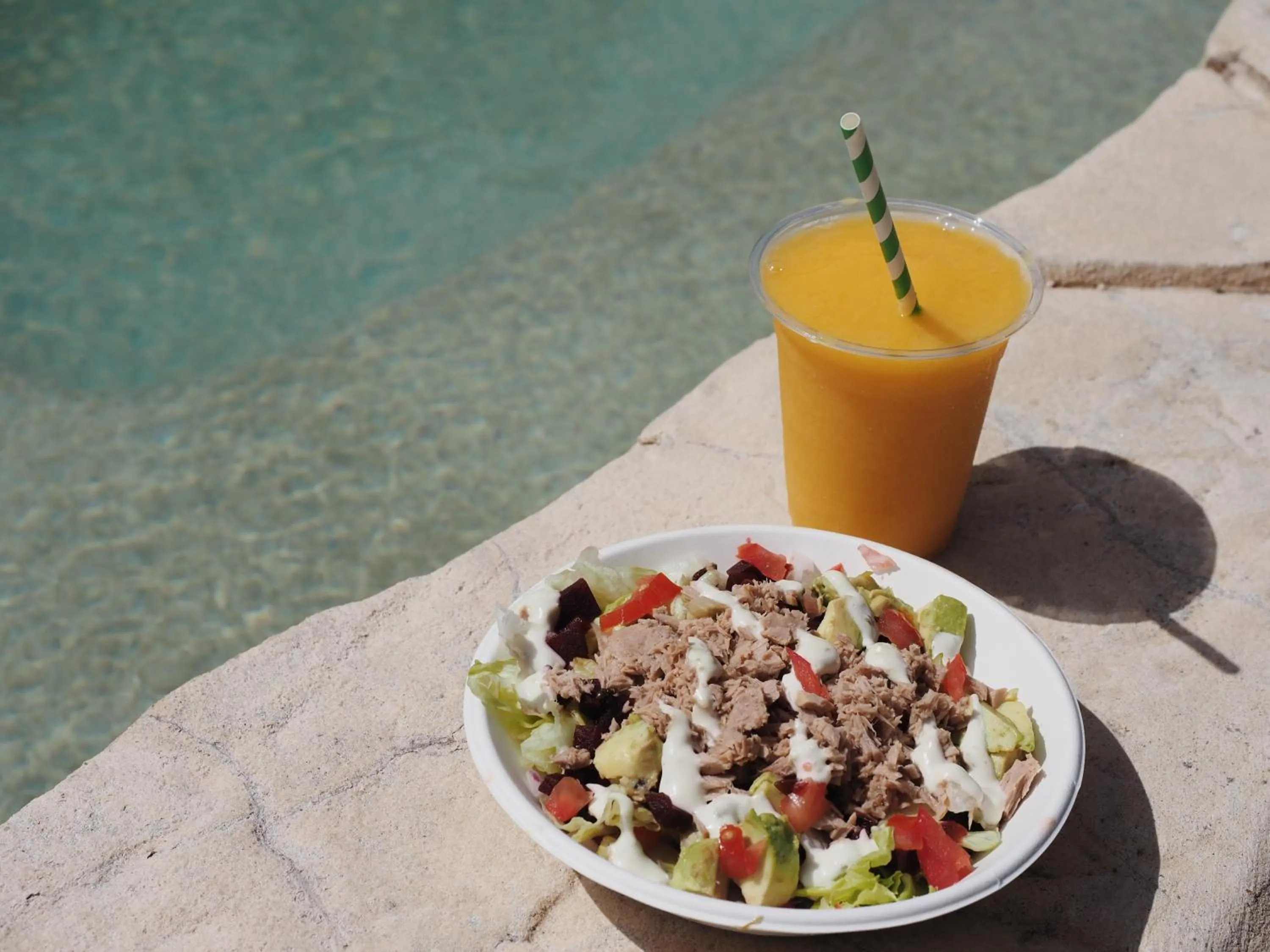 Food and drinks in Backpackers In Paradise 18-35 Hostel