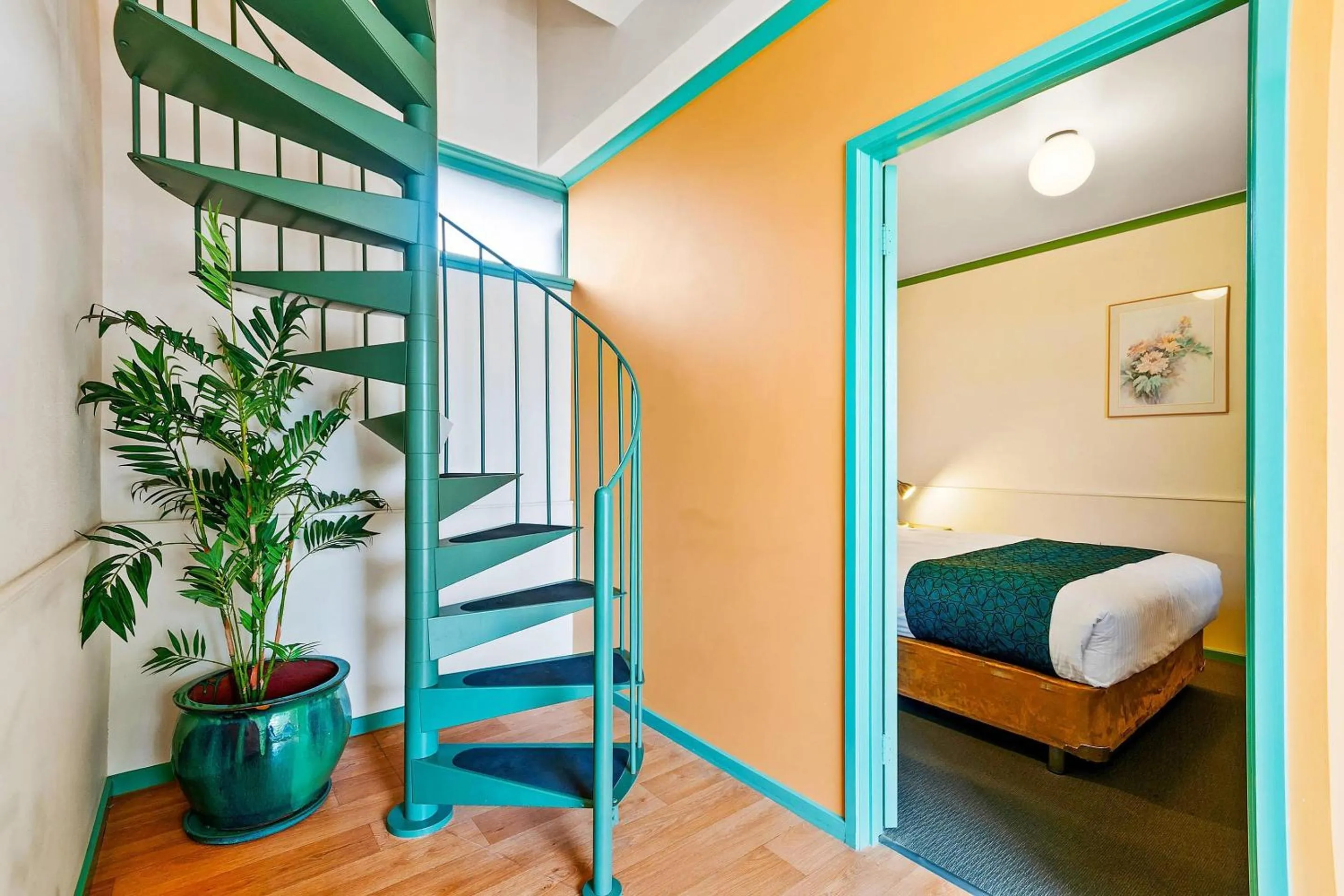 Bedroom, Bed in Comfort Inn & Suites Lakes Entrance