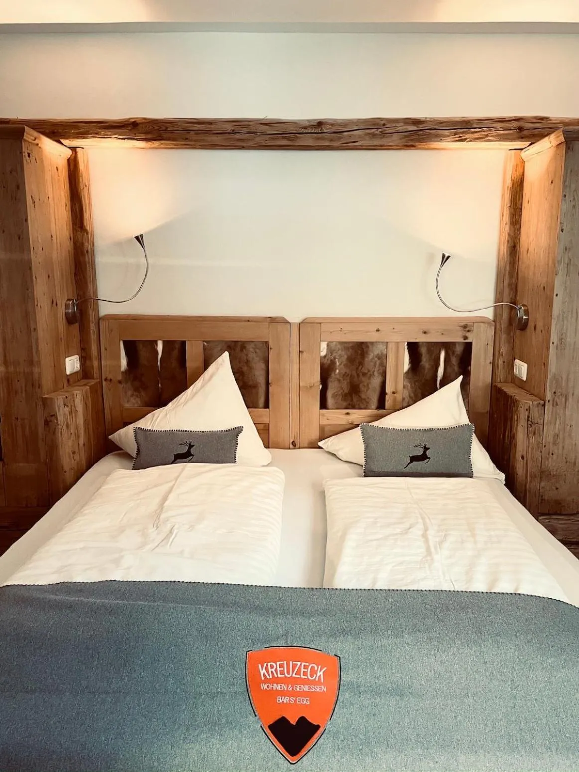 Bed in Pension Kreuzeck - Dein Glücksplatz am Lech