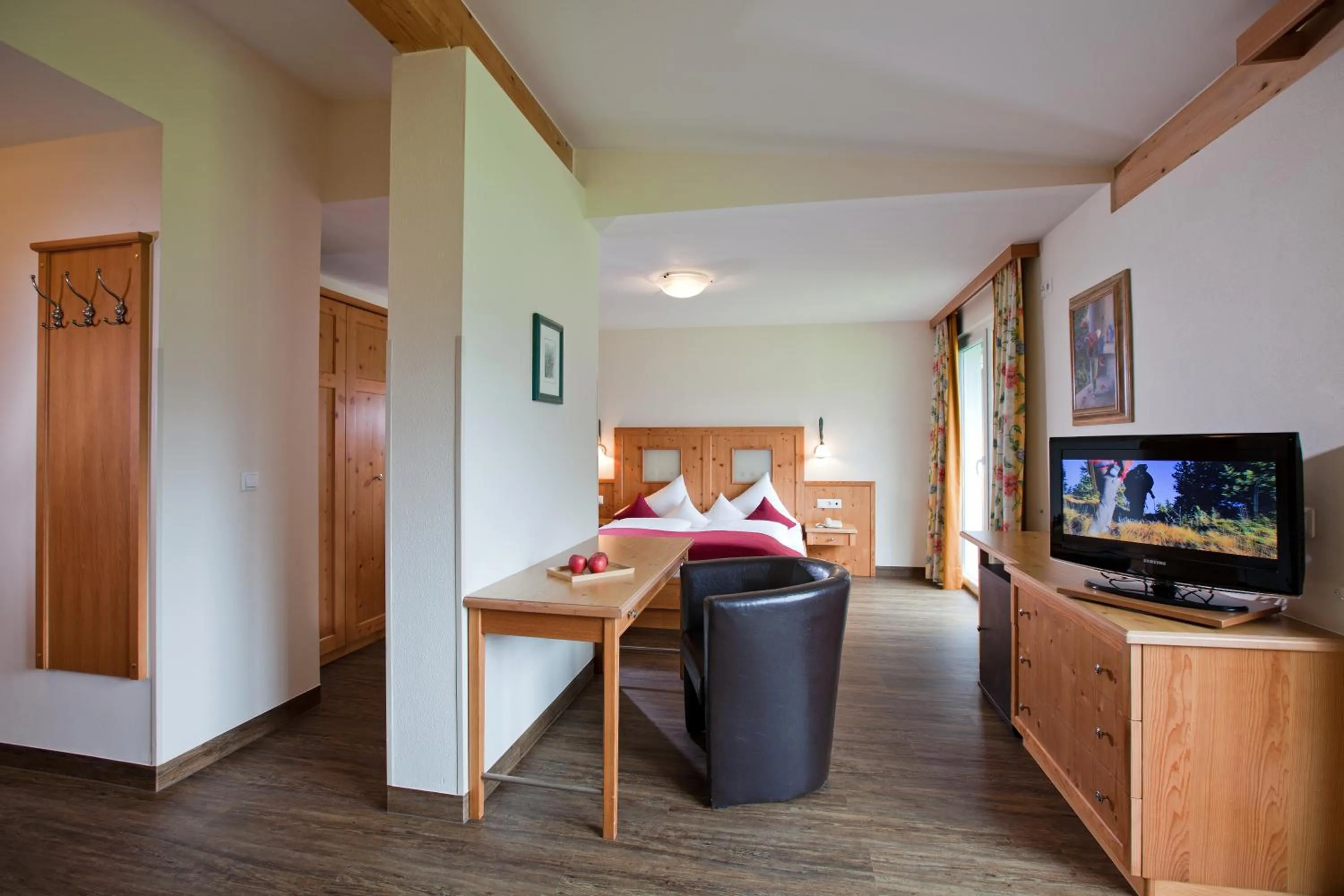 Photo of the whole room, Bed in Hotel Truyenhof