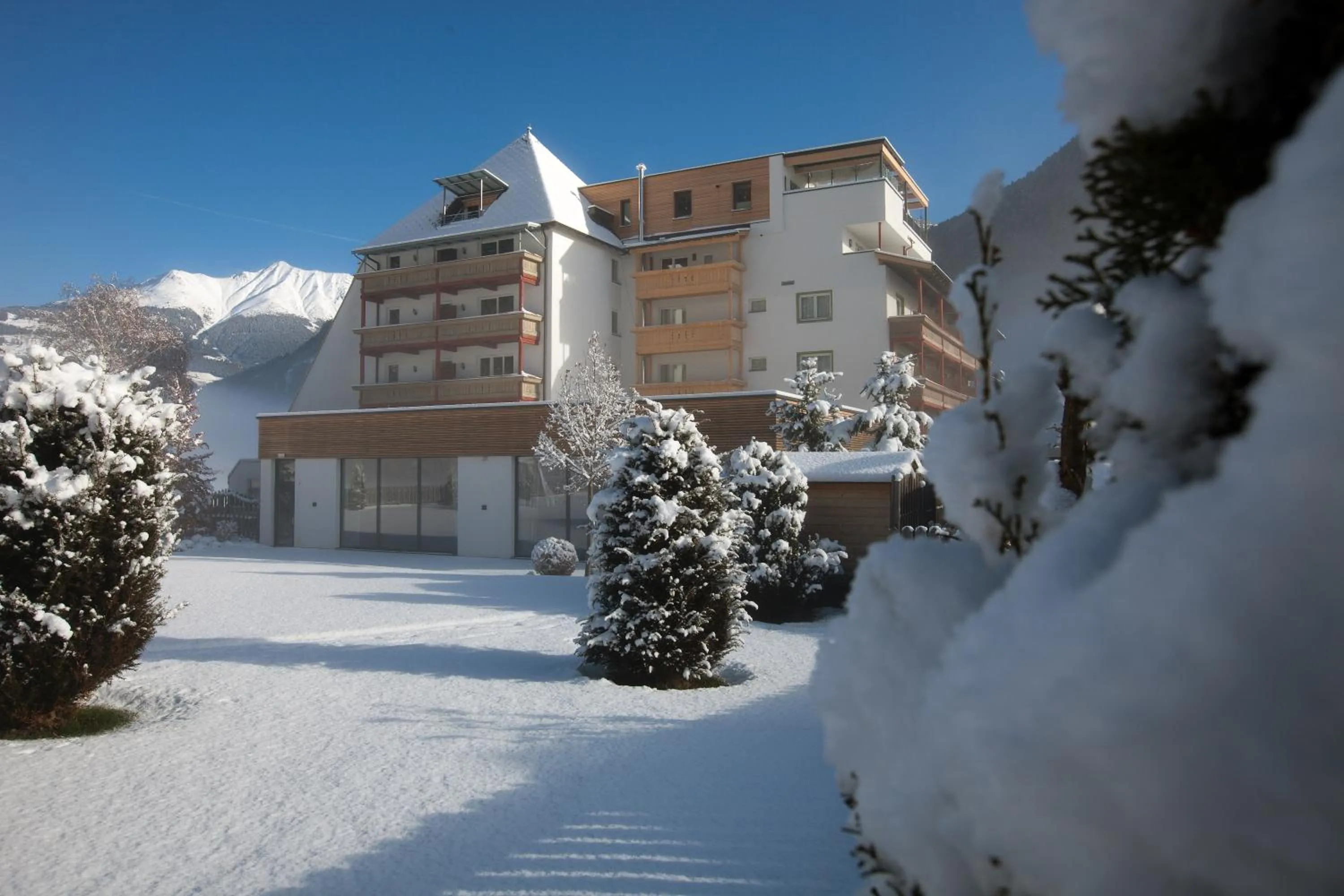 Property building in Hotel Truyenhof