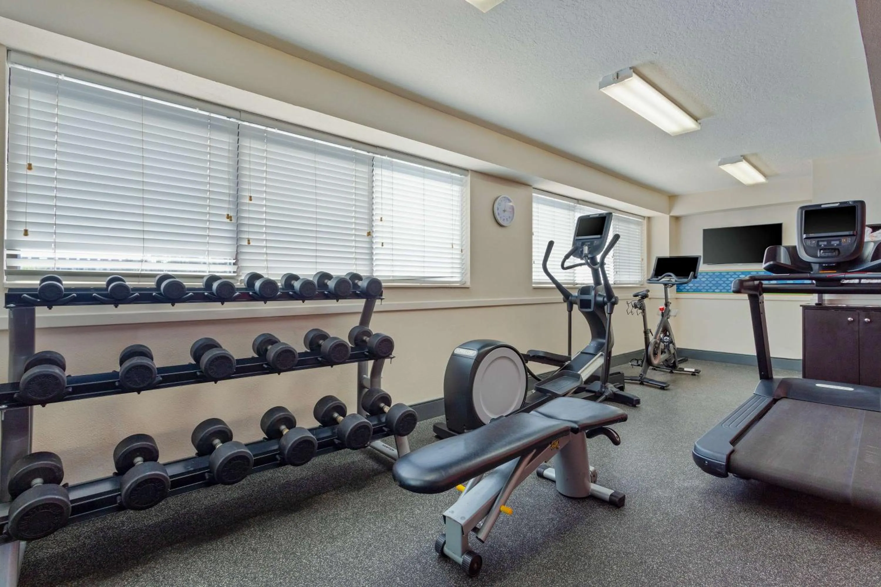 Fitness centre/facilities in Hampton Inn Cocoa Beach