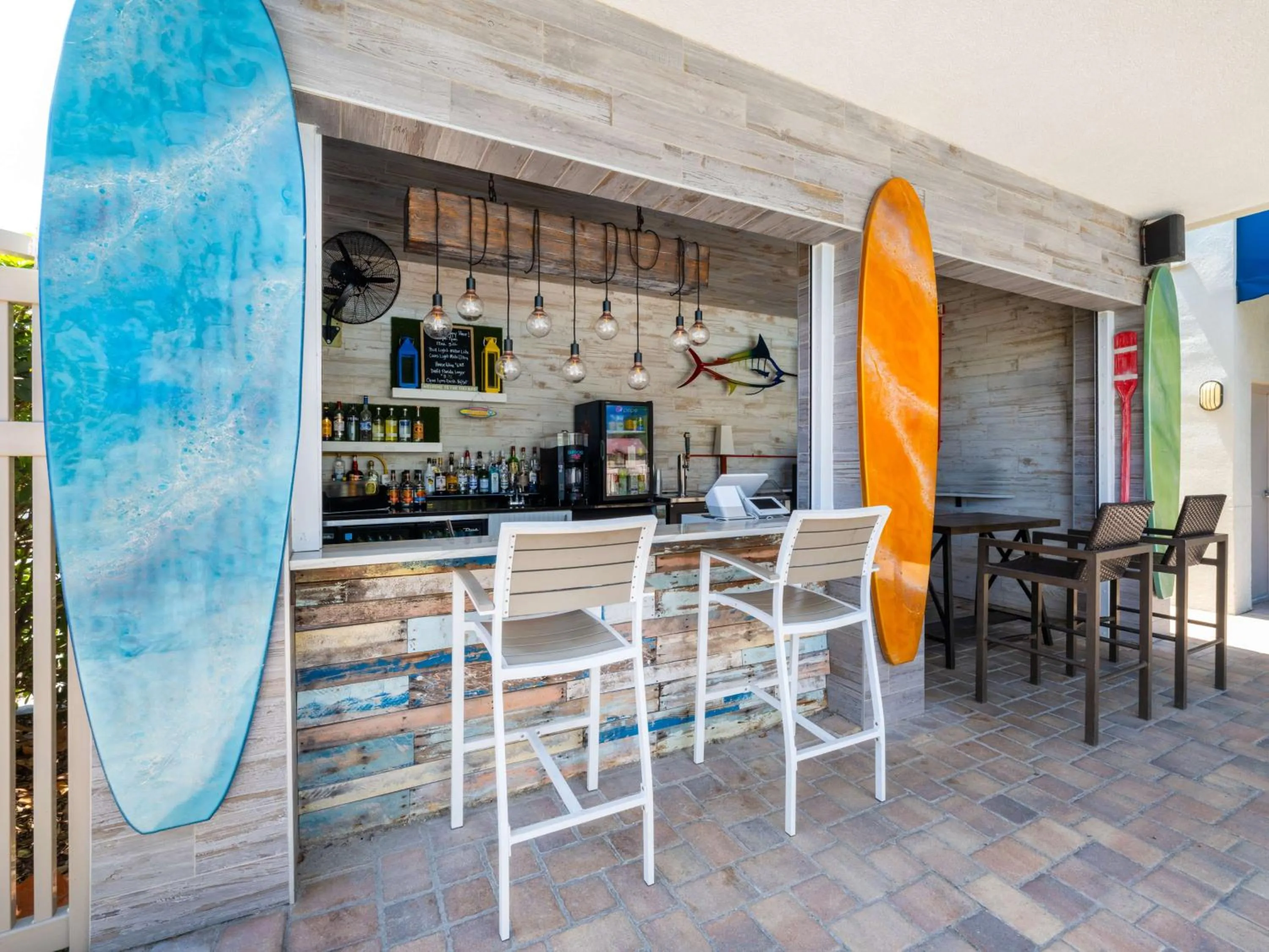 Lounge or bar in Hampton Inn Cocoa Beach