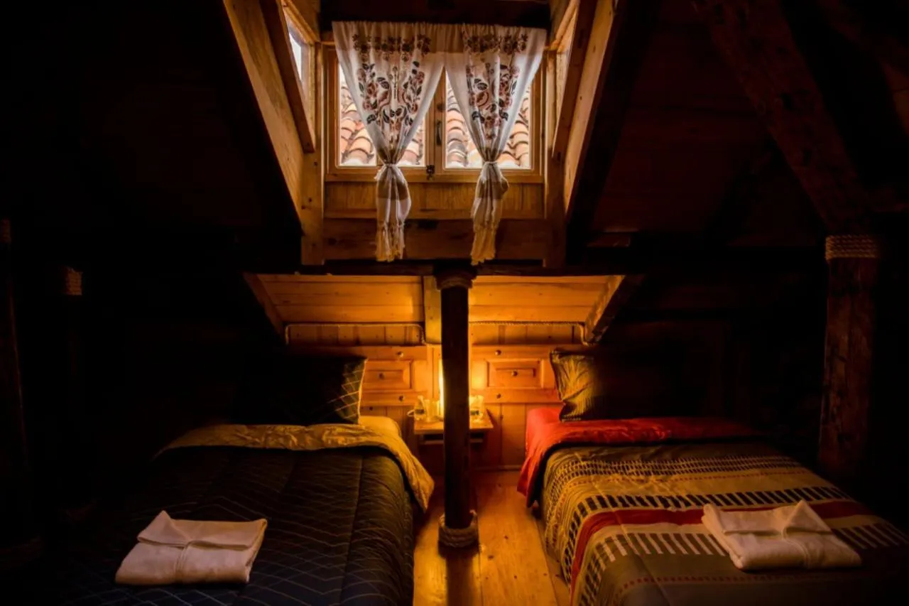 Bed in Hotel Casa de Gandhi