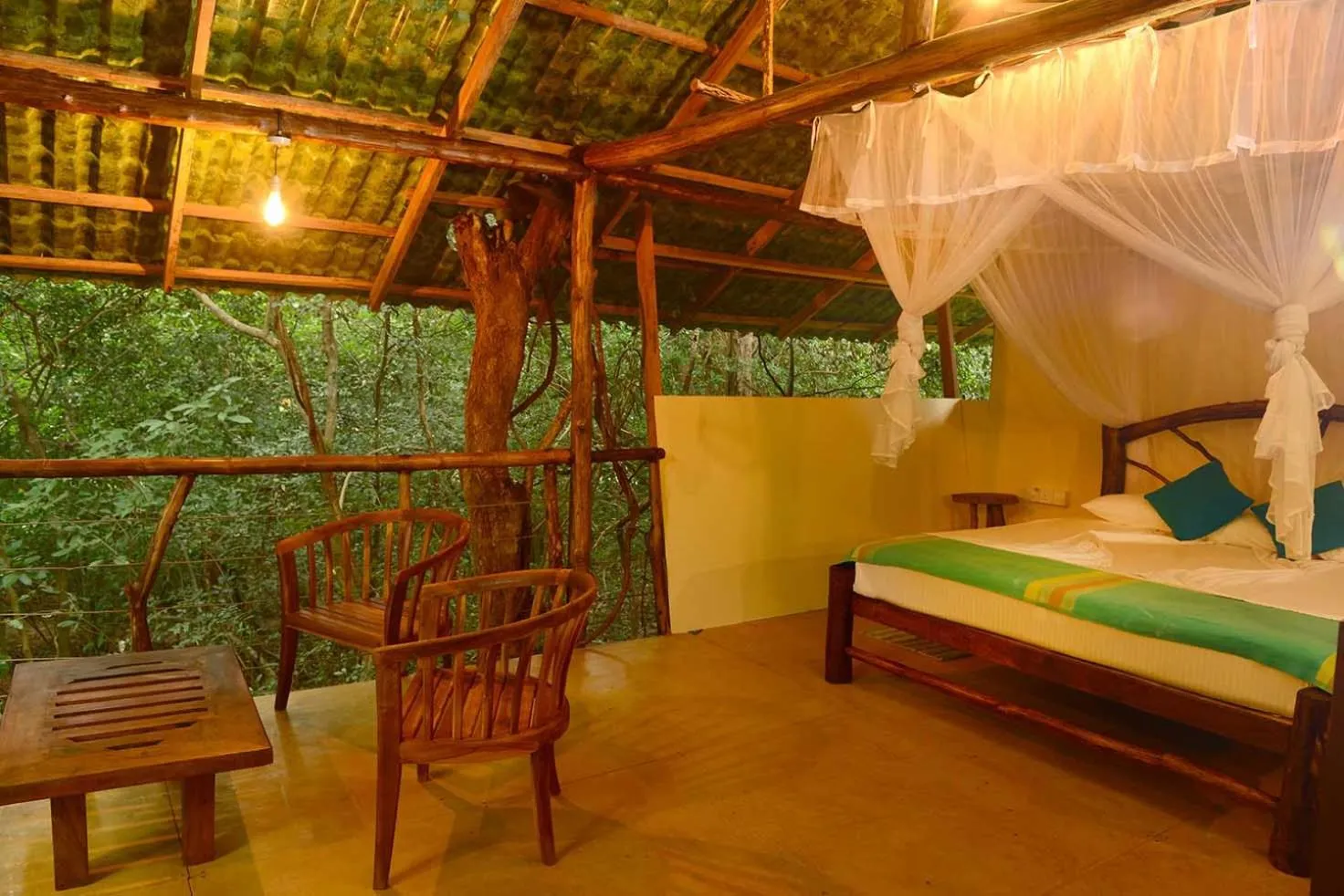 Bed in Back of Beyond - Pidurangala