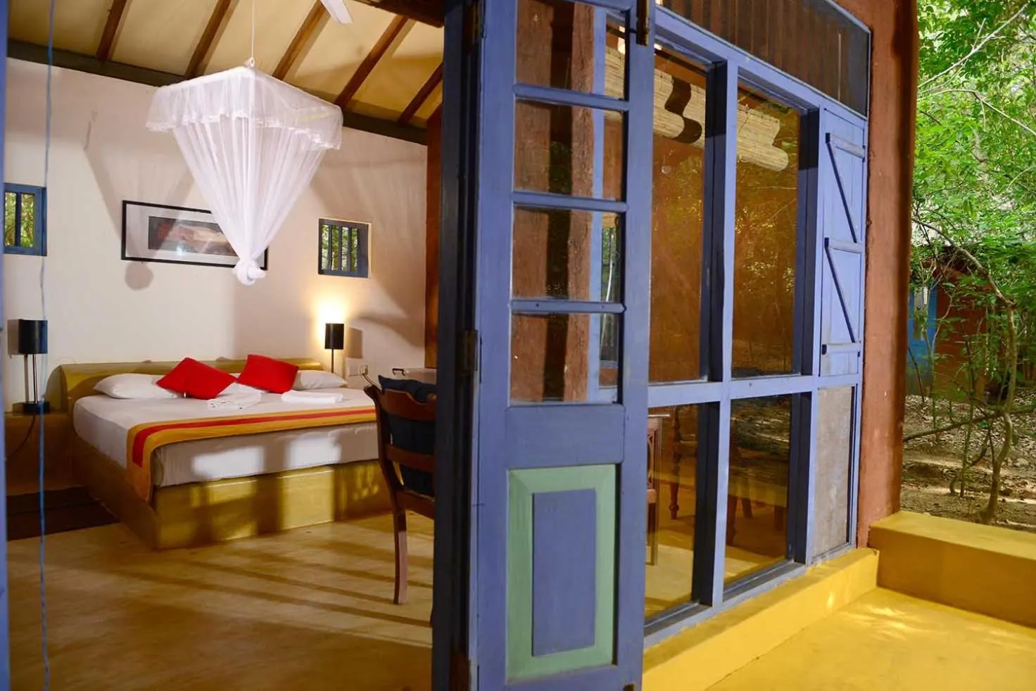 Bed in Back of Beyond - Pidurangala