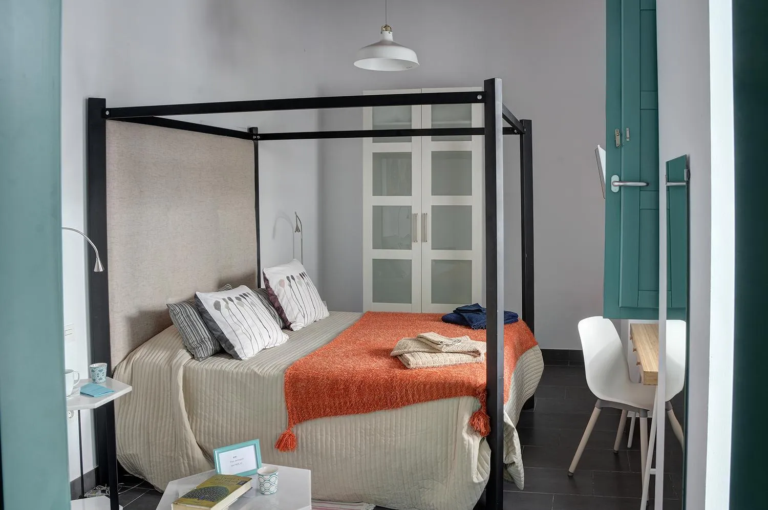 Bed in Casa Palacio El Condestable de Sevilla