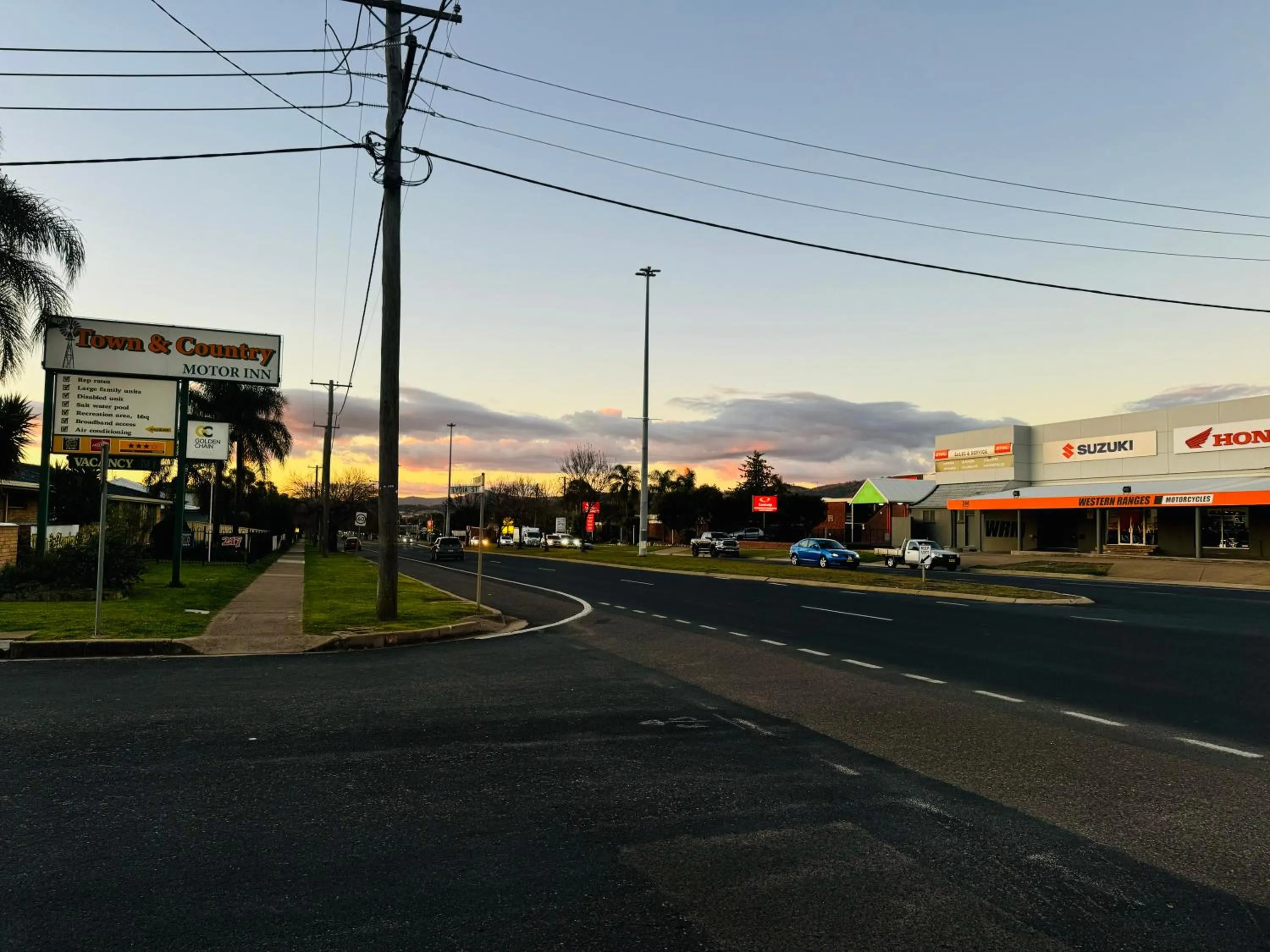 Neighbourhood in Town and Country Motor Inn