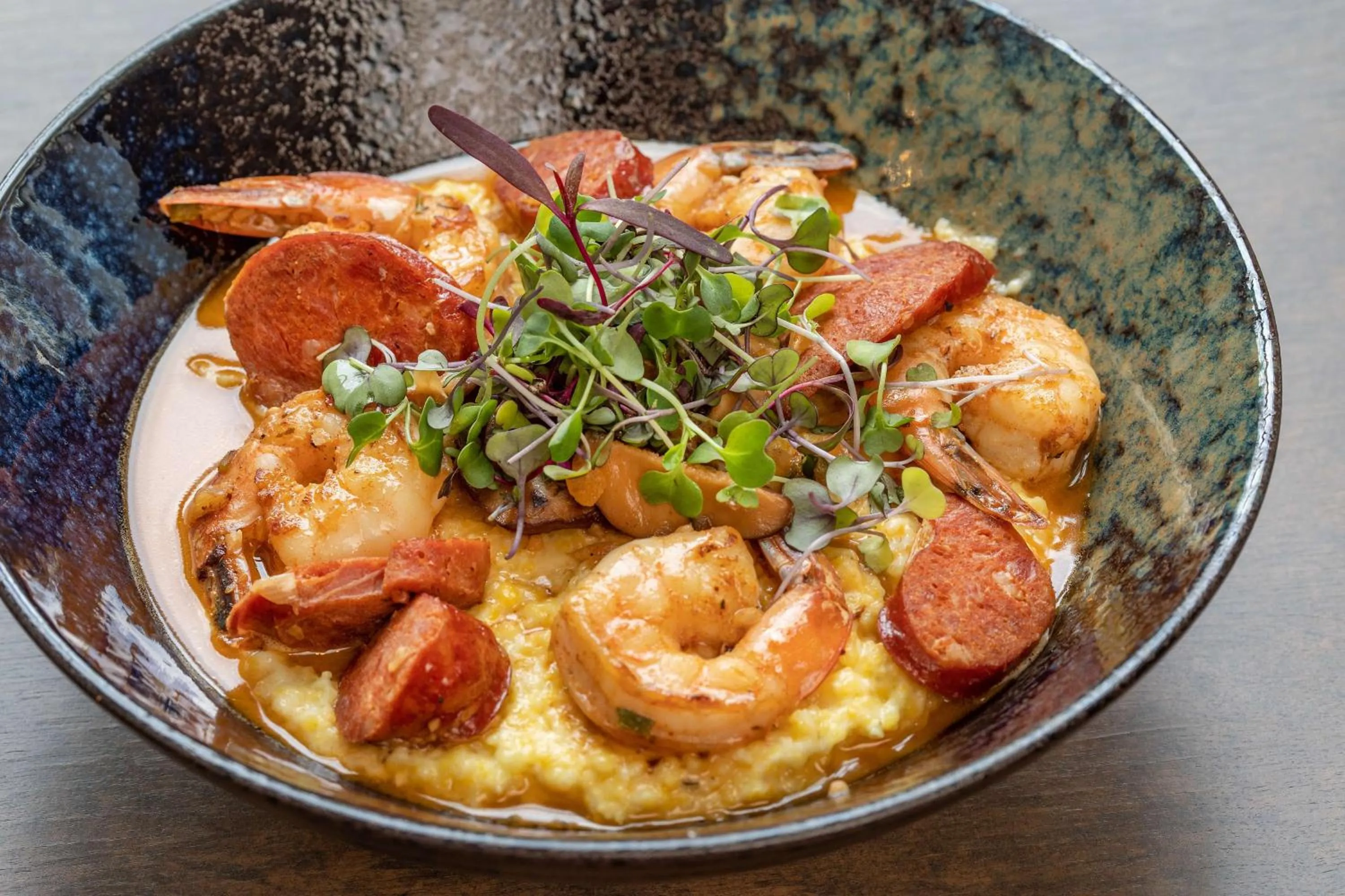 Restaurant/places to eat in Hilton Columbus/Polaris