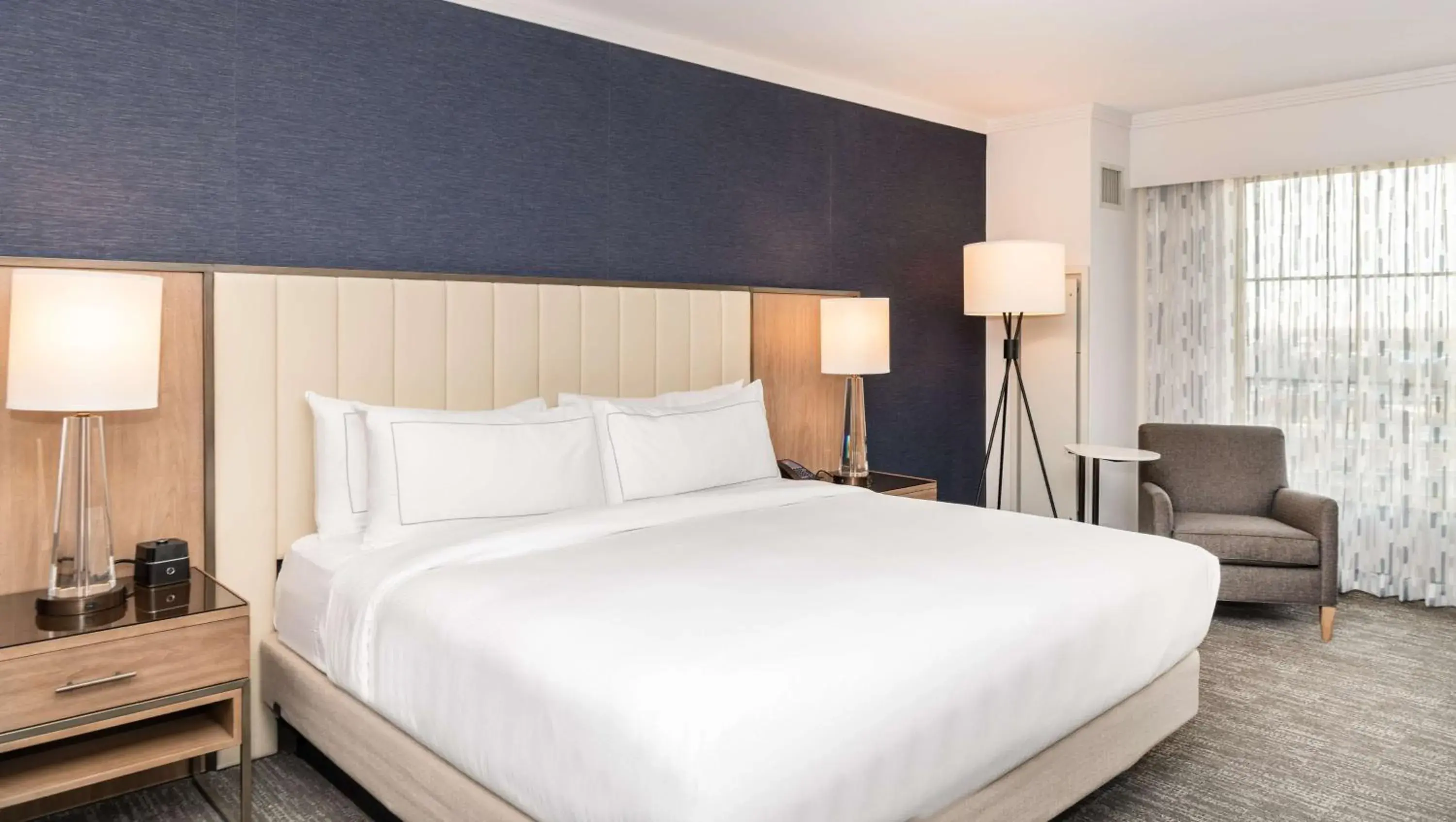 King Room in Hilton Columbus/Polaris King Room in Hilton Columbus/Polaris