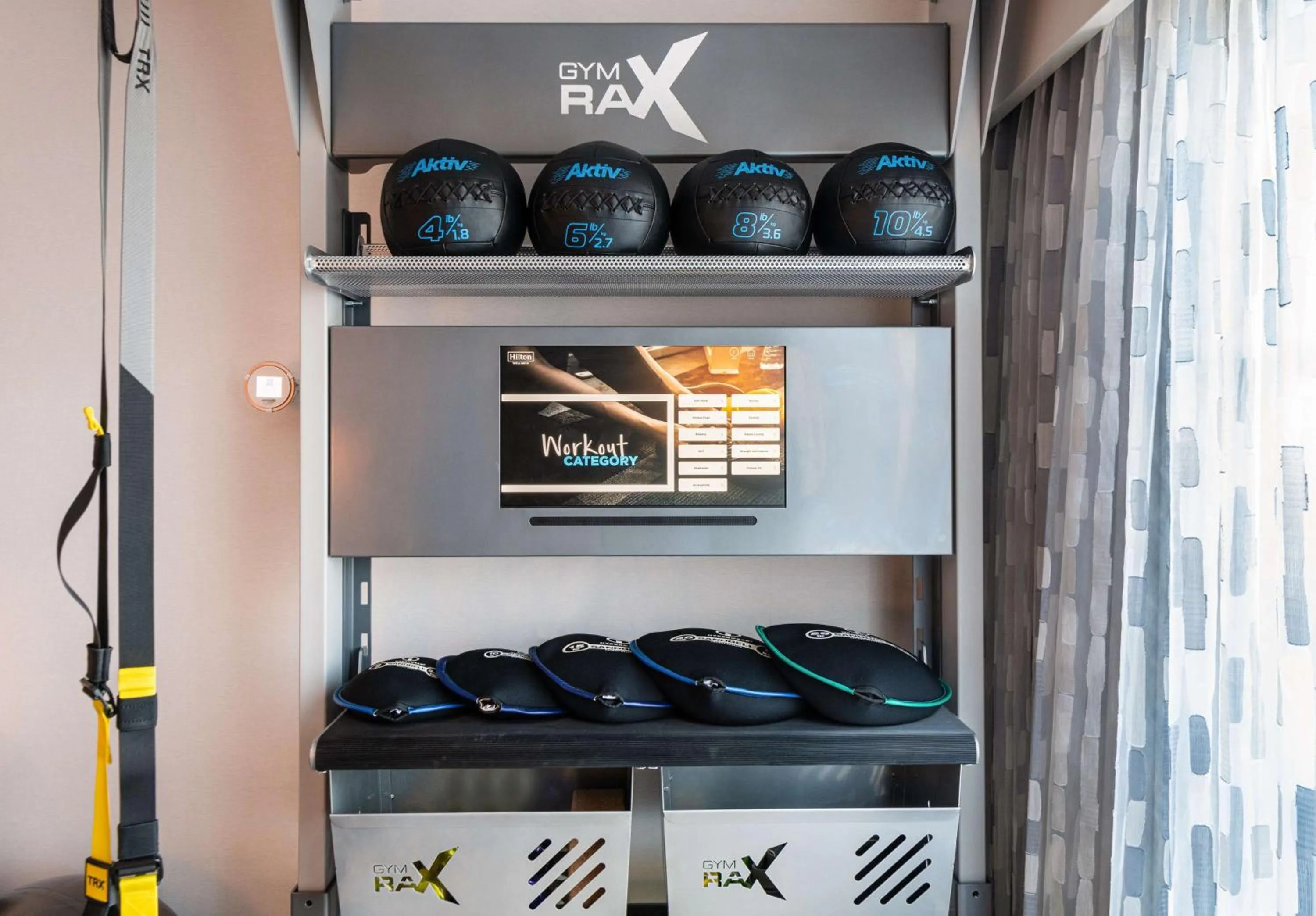 Bedroom in Hilton Columbus/Polaris