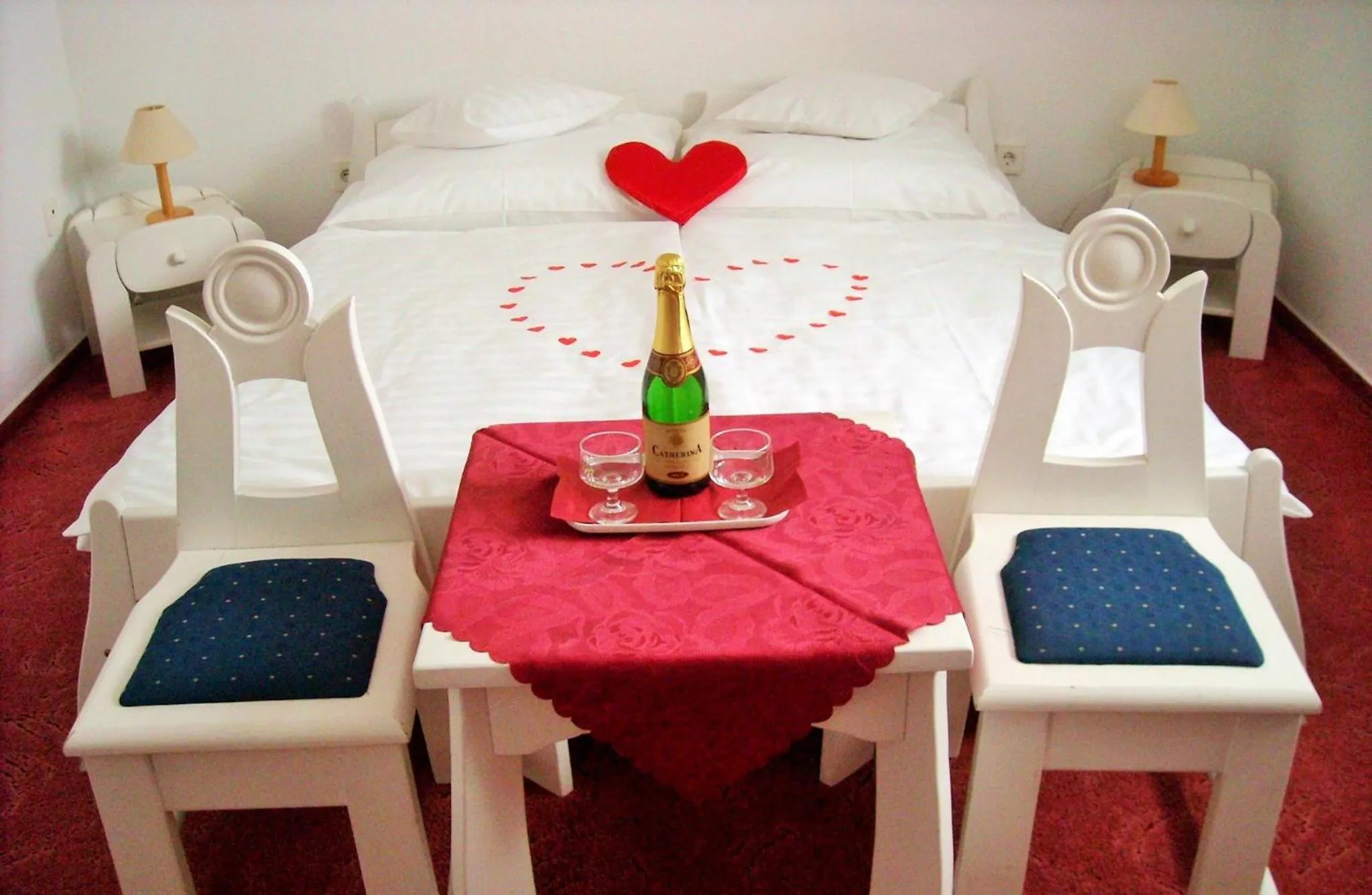 Bedroom, Bed in Fodor Hotel