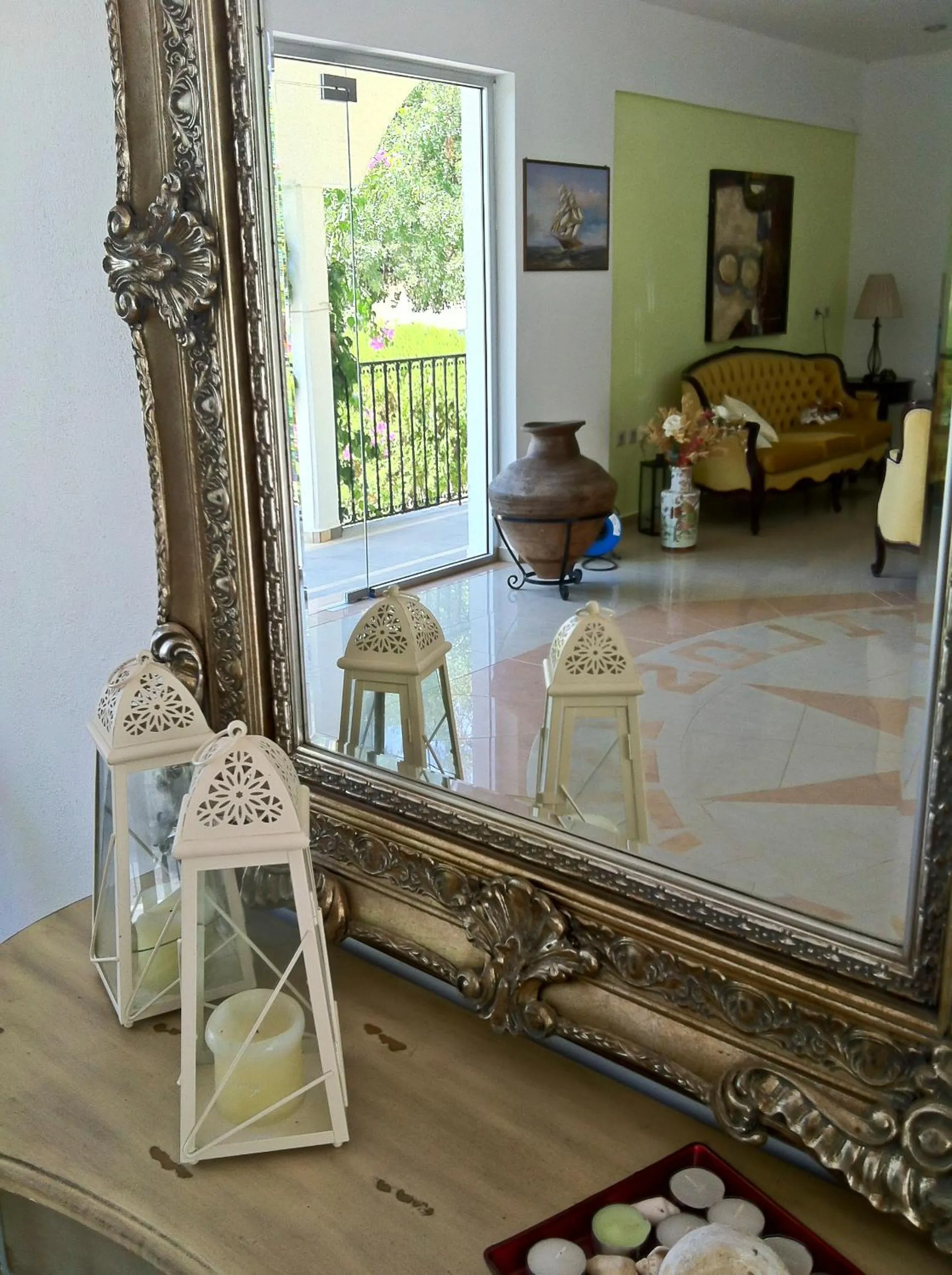 Living room in Castellania Hotel Apartments