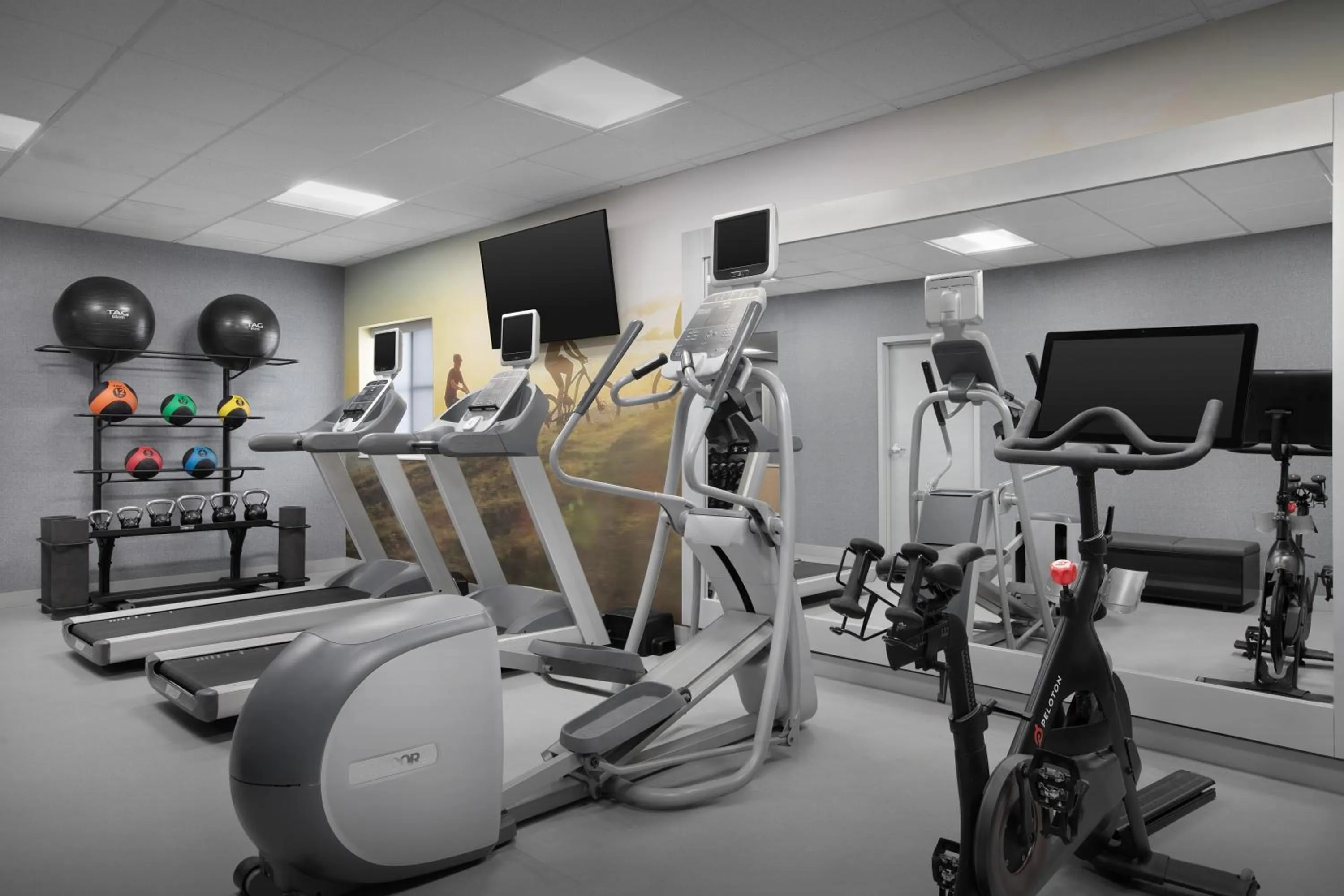 Fitness centre/facilities in Homewood Suites by Hilton Colorado Springs-North