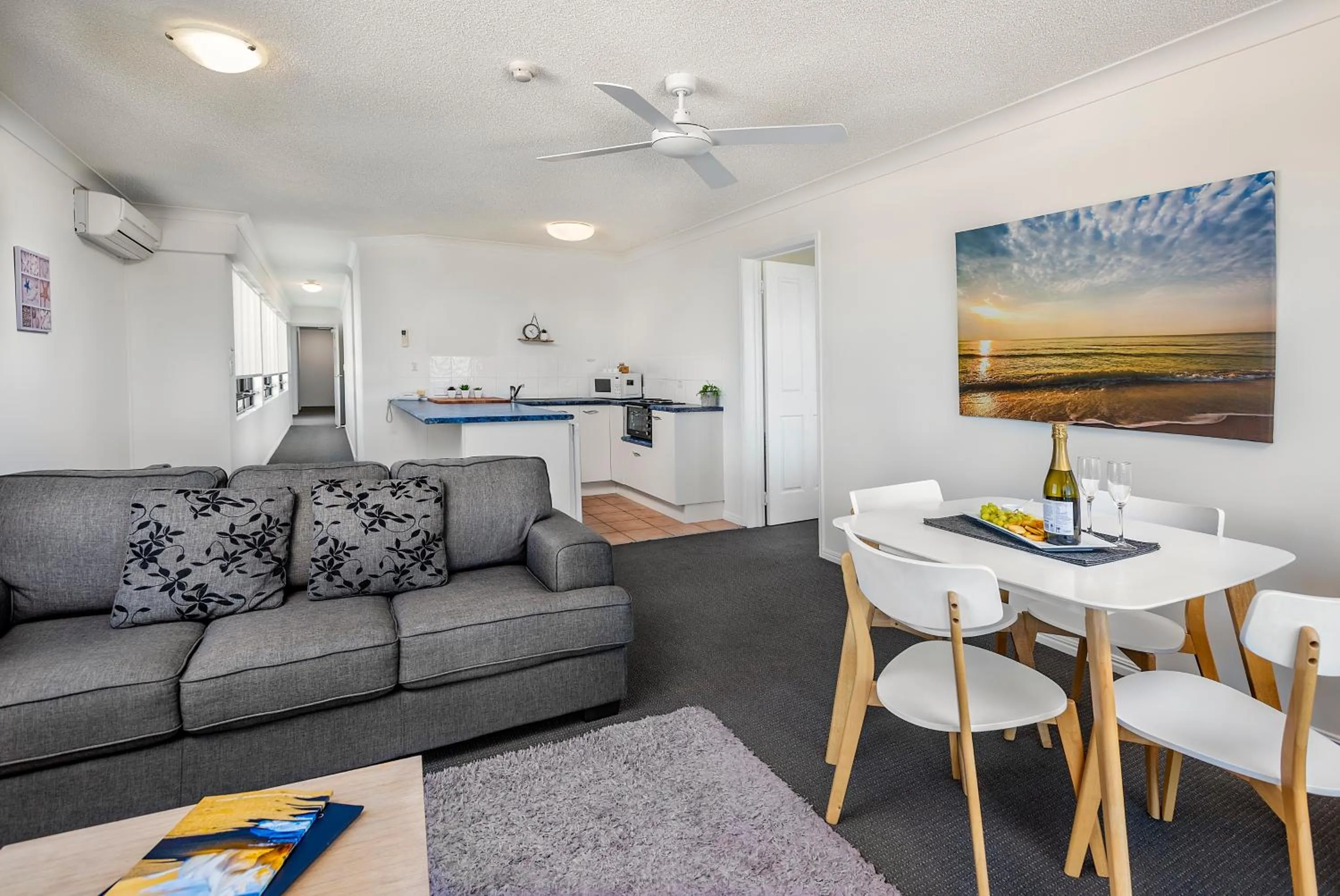 Living room in Belaire Place Motel Apartments