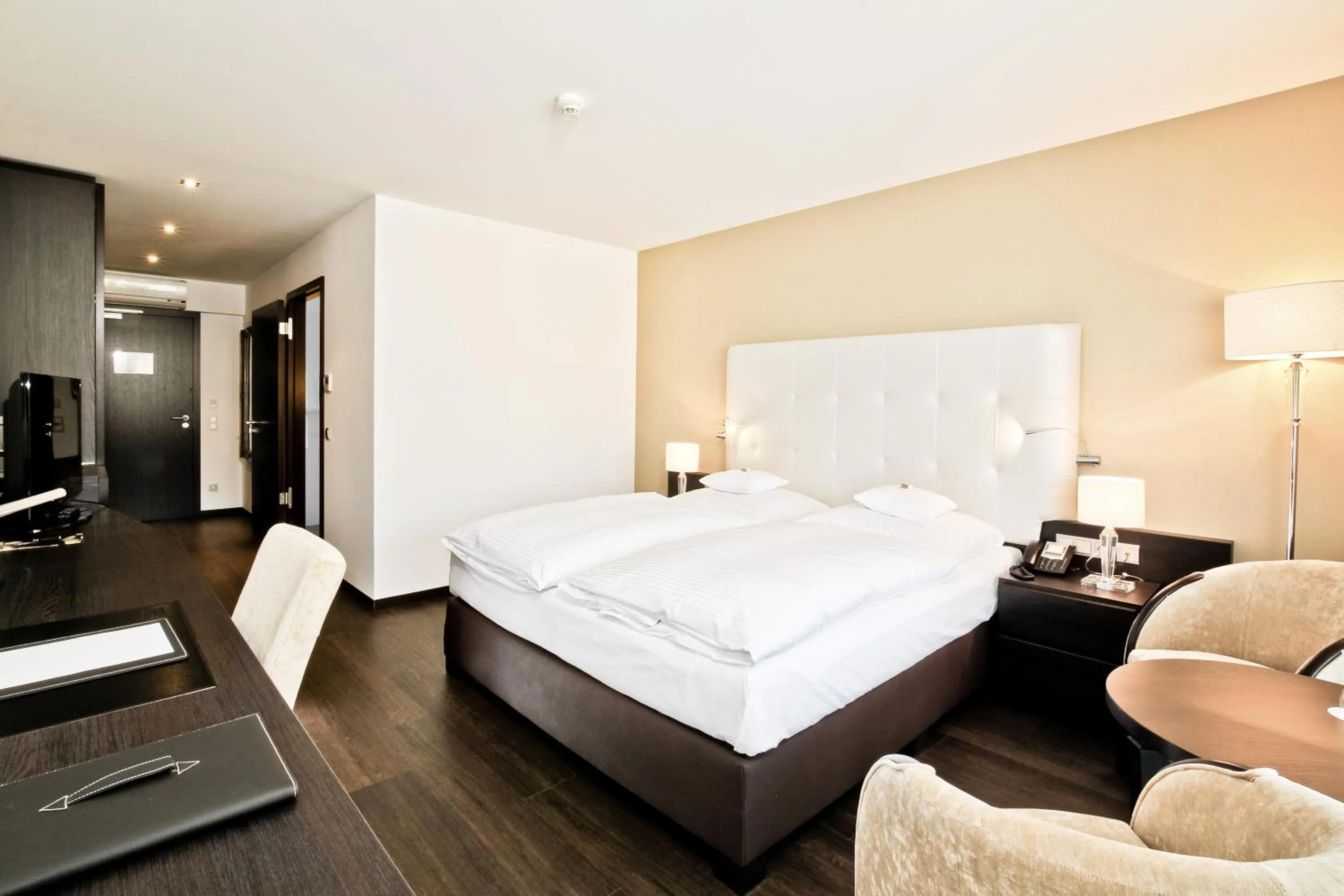 Bed in Hotel Winzerstube