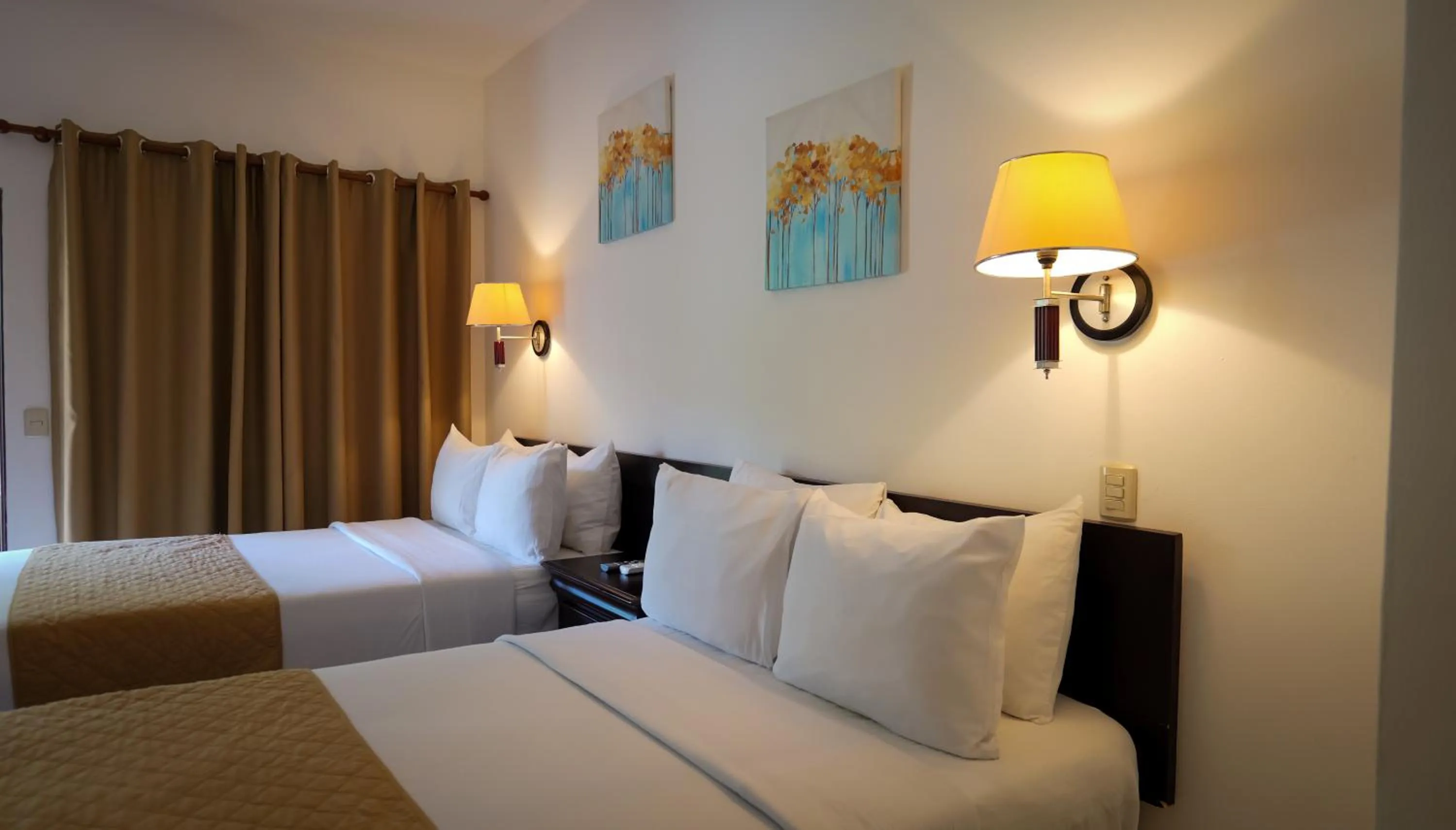 Bed in La Ensenada Beach Resort