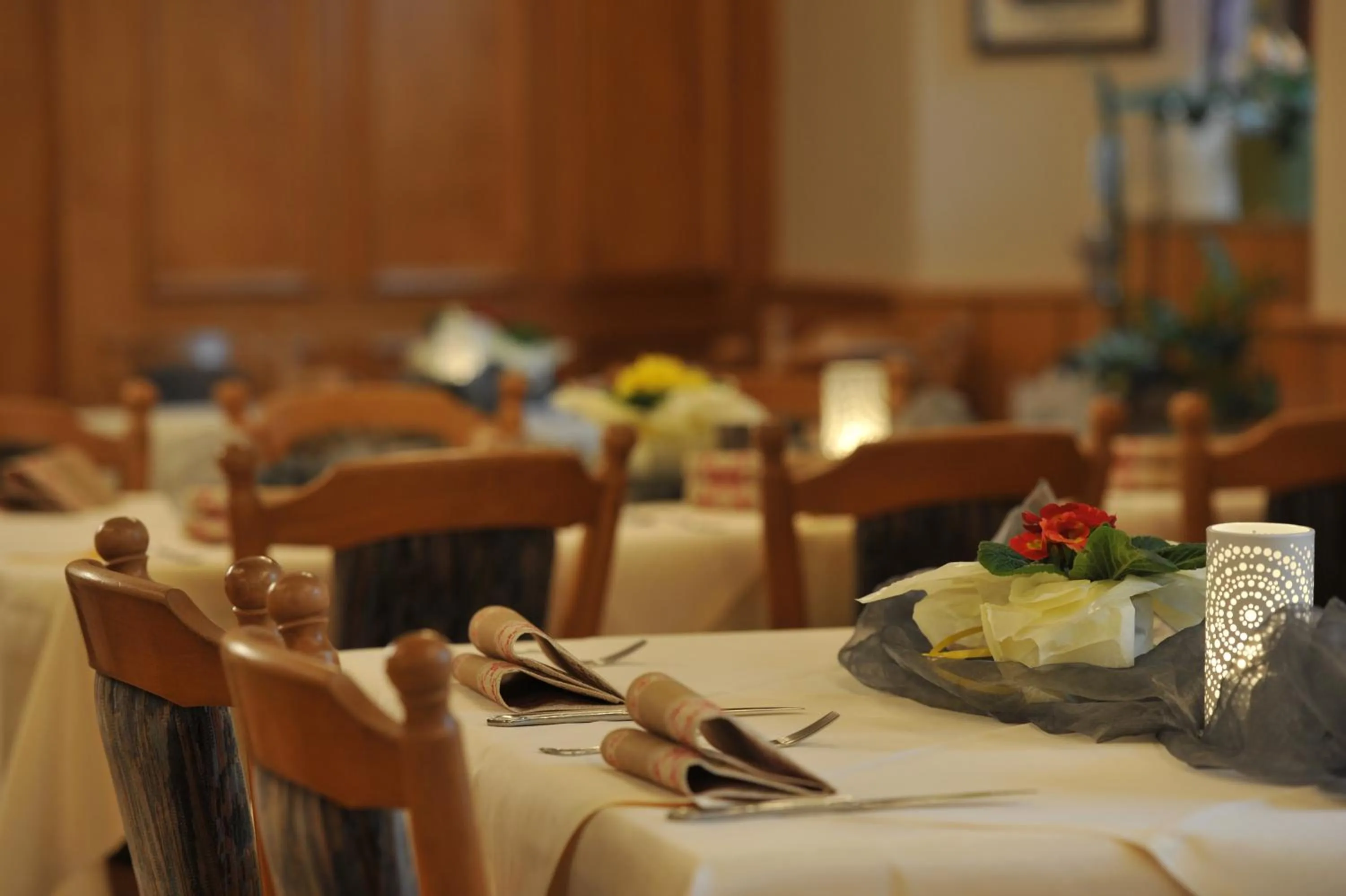 Restaurant/places to eat in Hotel-Restaurant Ehses