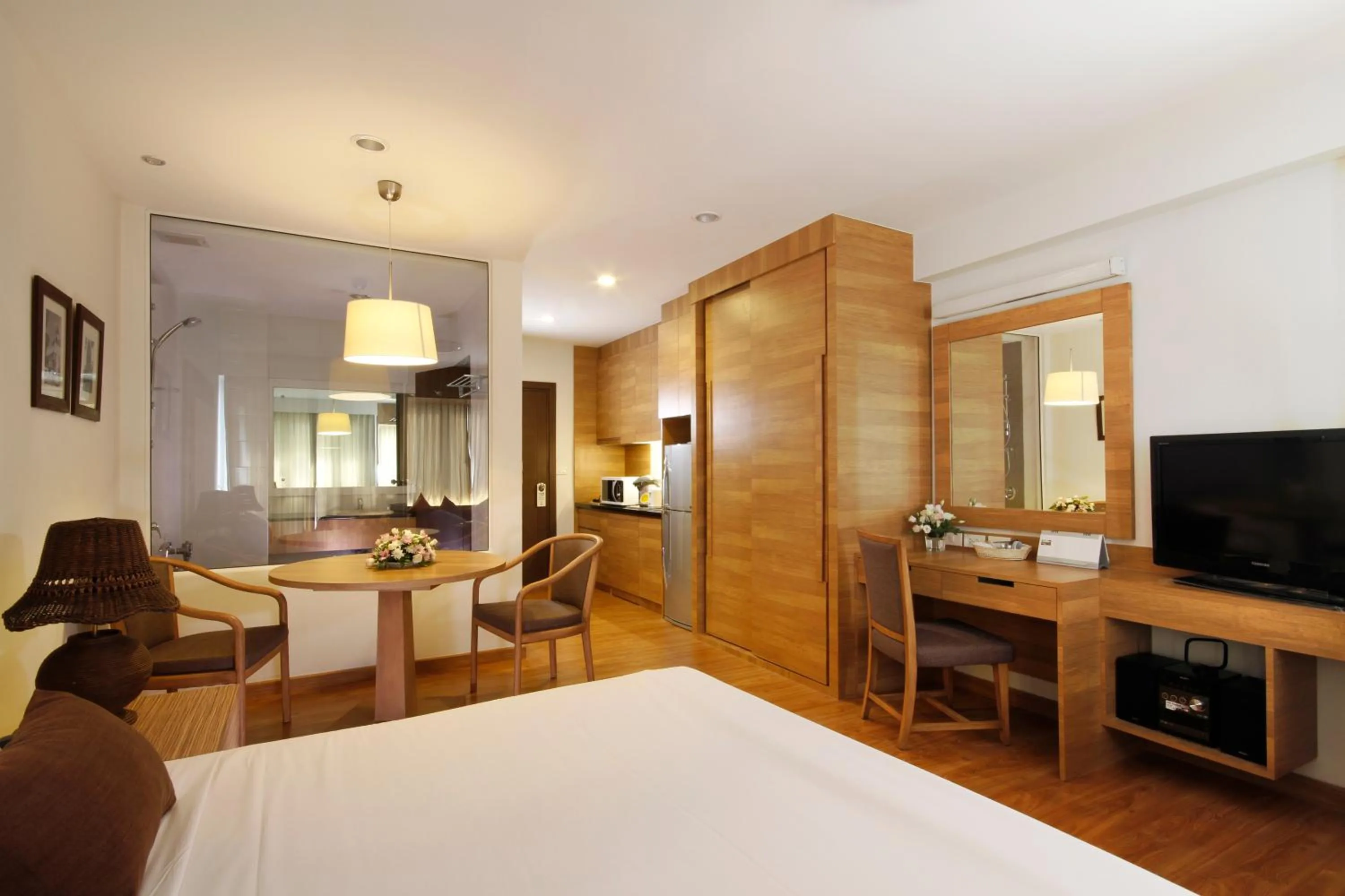 Bedroom, Bed in Classic Kameo Hotel & Serviced Apartment, Rayong