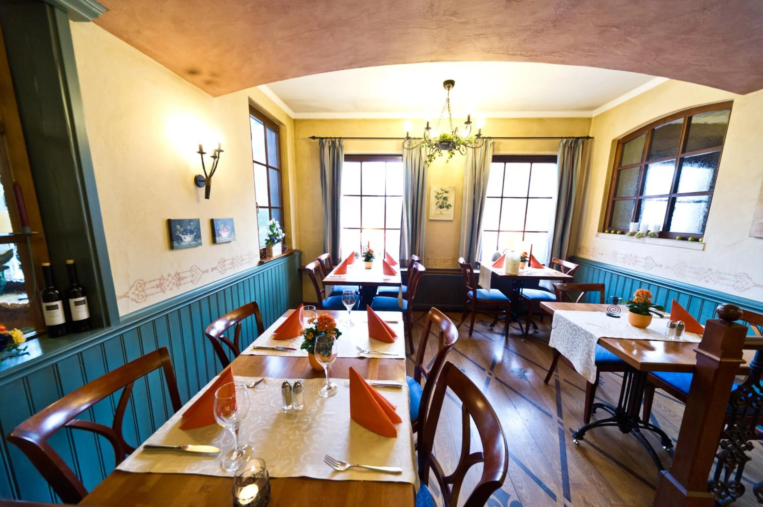 Restaurant/places to eat in Wohlfühl-Hotel Neu Heidelberg