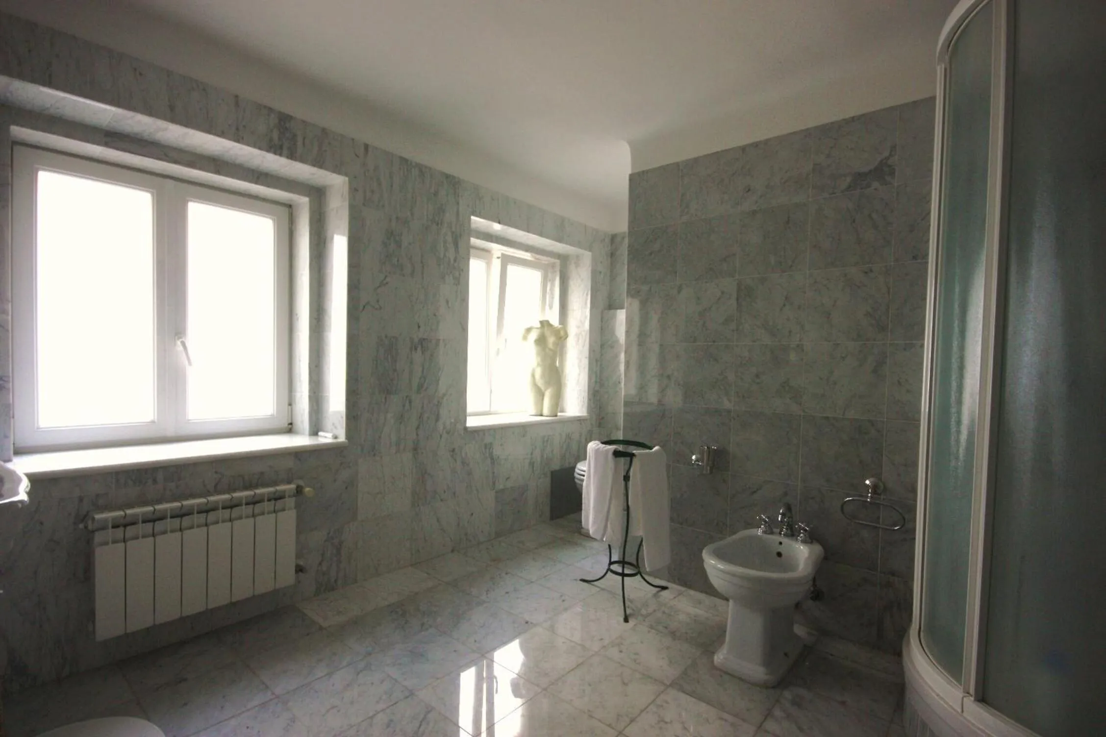 Bathroom in Palazzo Brigido