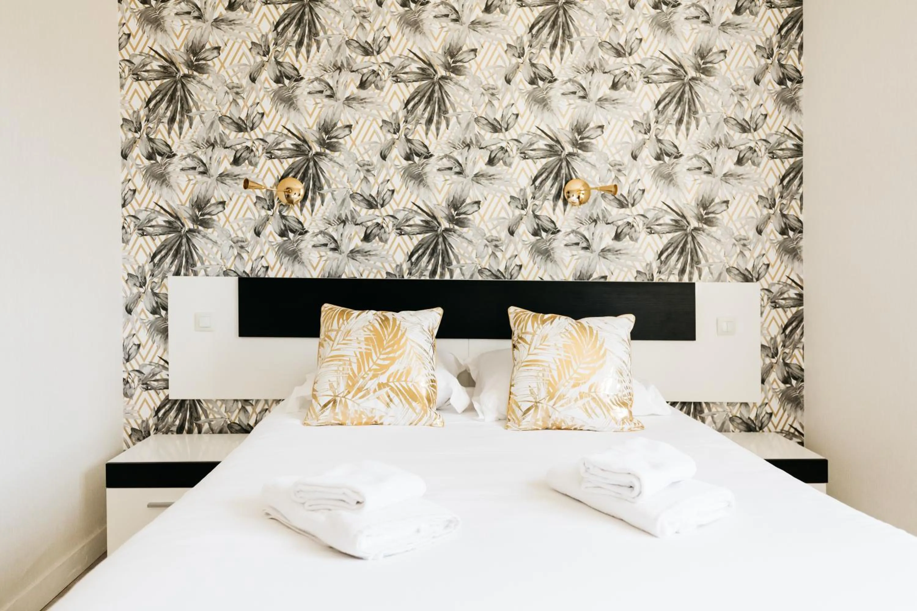 Bed in Hôtel Restaurant La Voile - Le Dock'er