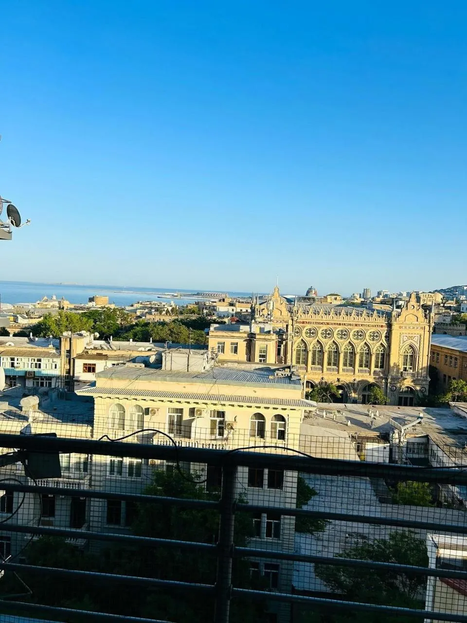 Day in Sunday Hotel Baku