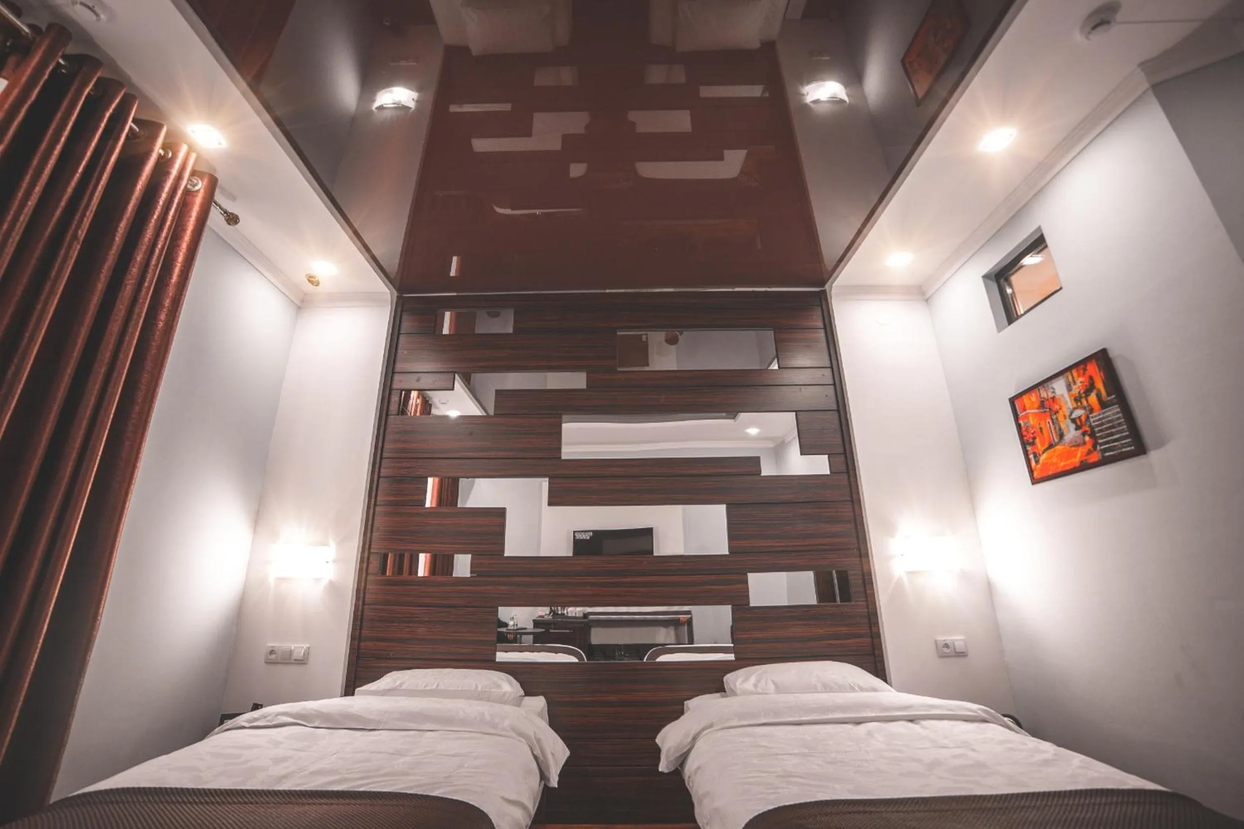 Shower, Bed in Asmald Palace Hotel