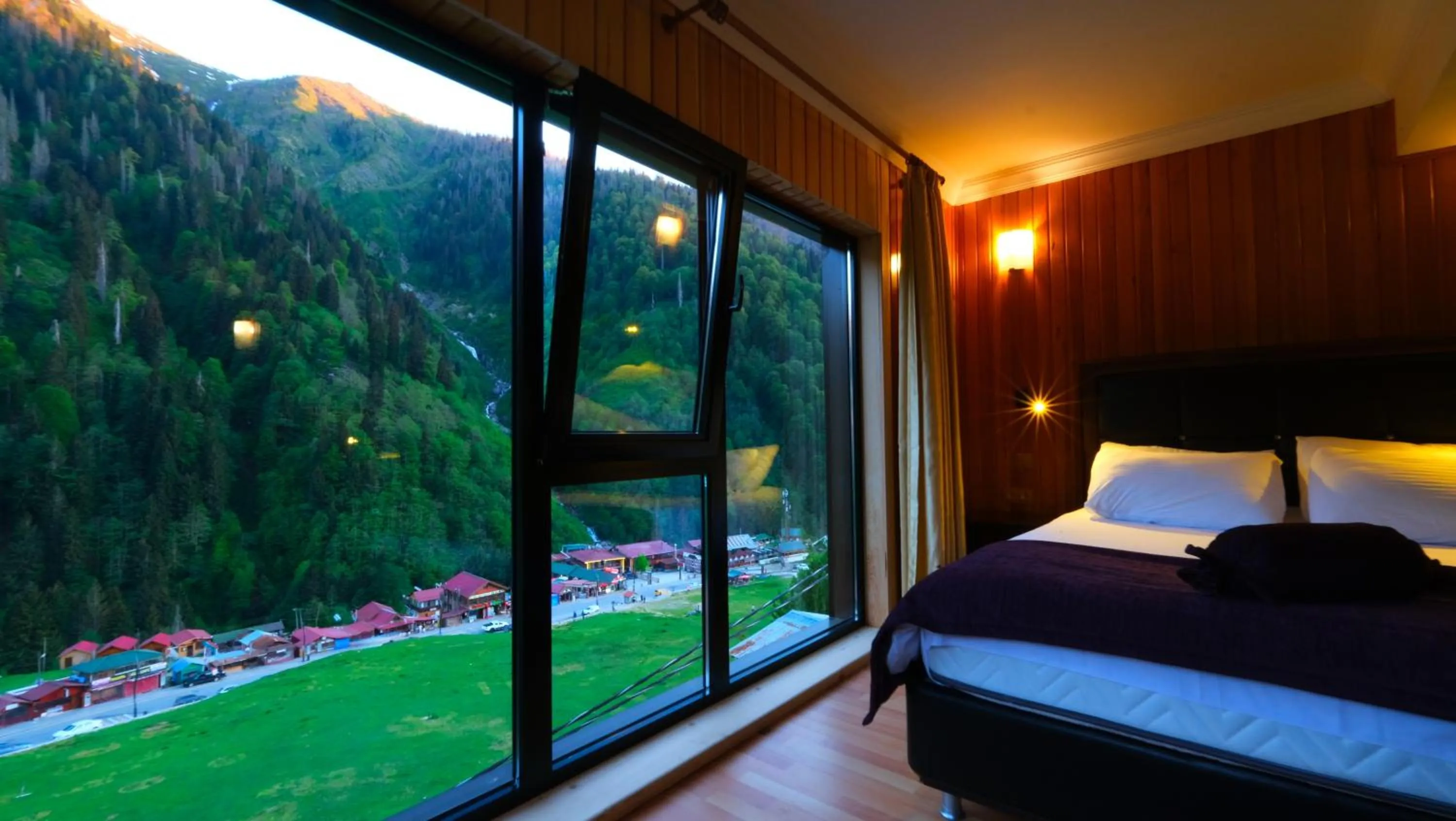 Bed in Ayder Villa de Pelit Hotel