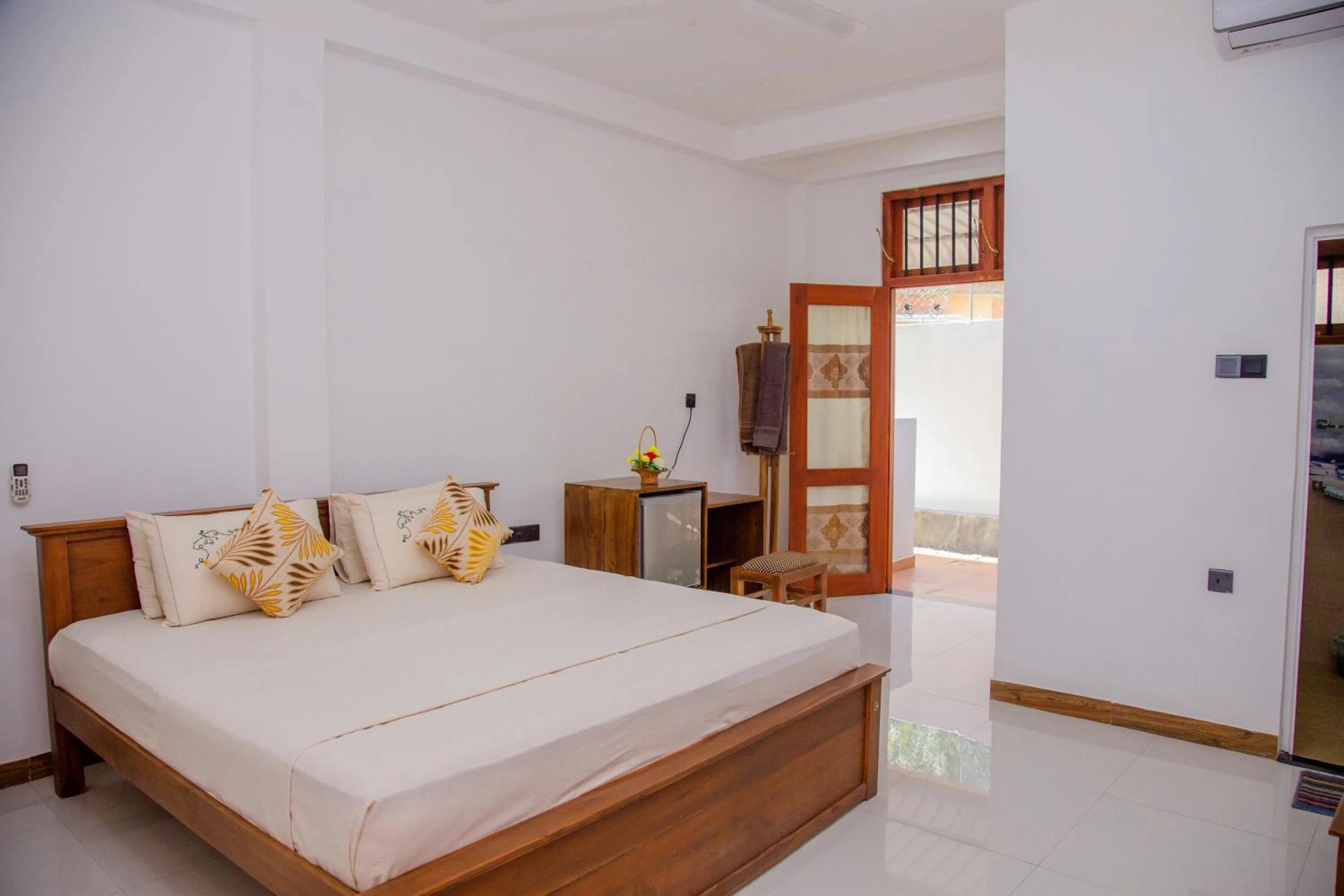 Double Room with Terrace in Hispaniola inn