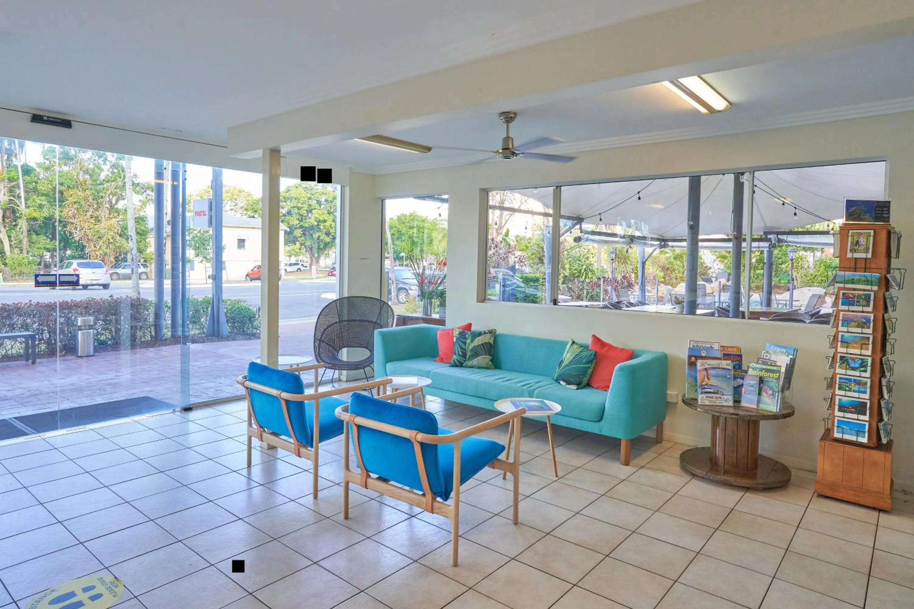Facade/entrance in Cairns Queenslander Hotel & Apartments