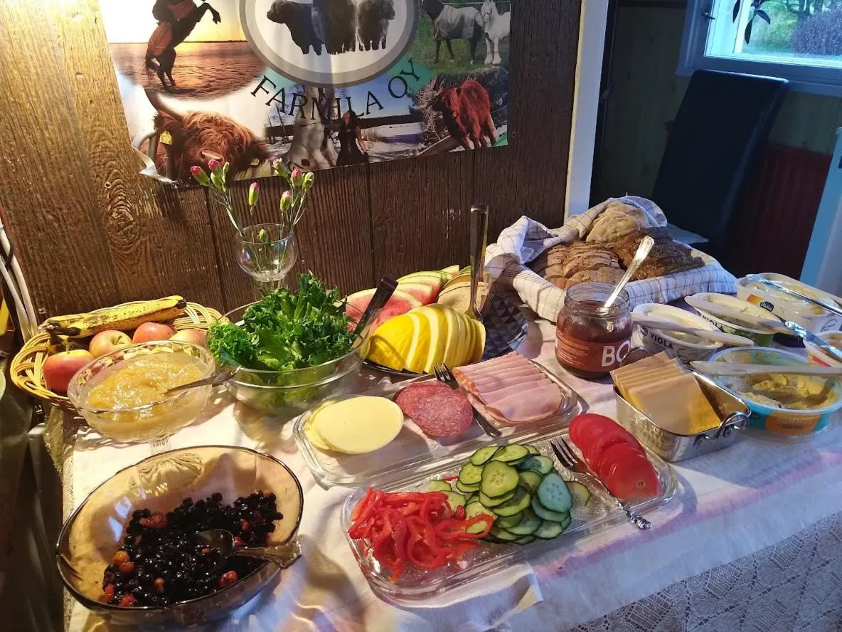 Lobby or reception in Motelli Nuttulinna