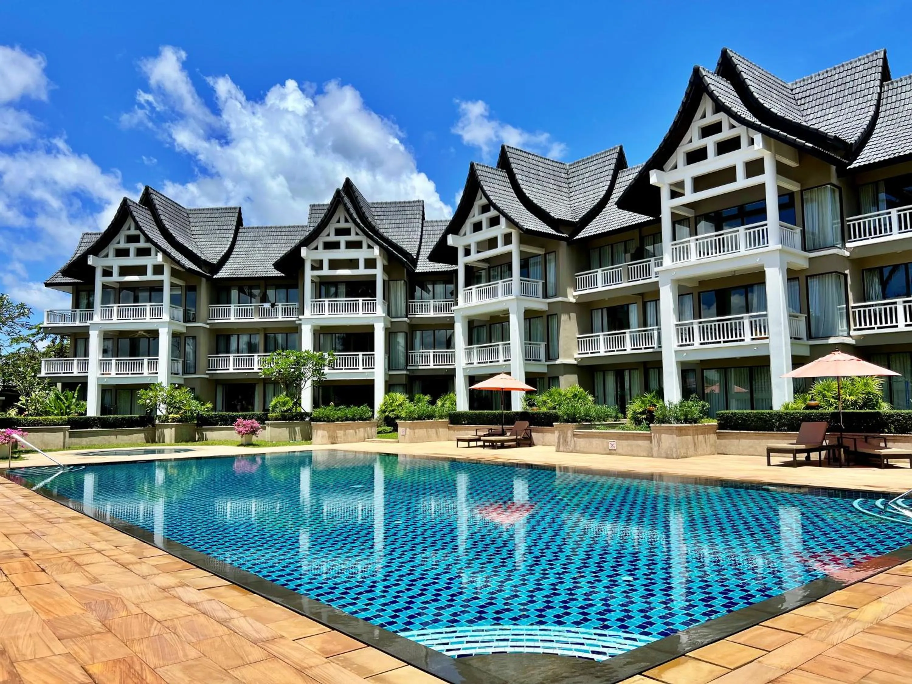 Property building in Allamanda Laguna Phuket by RESAVA