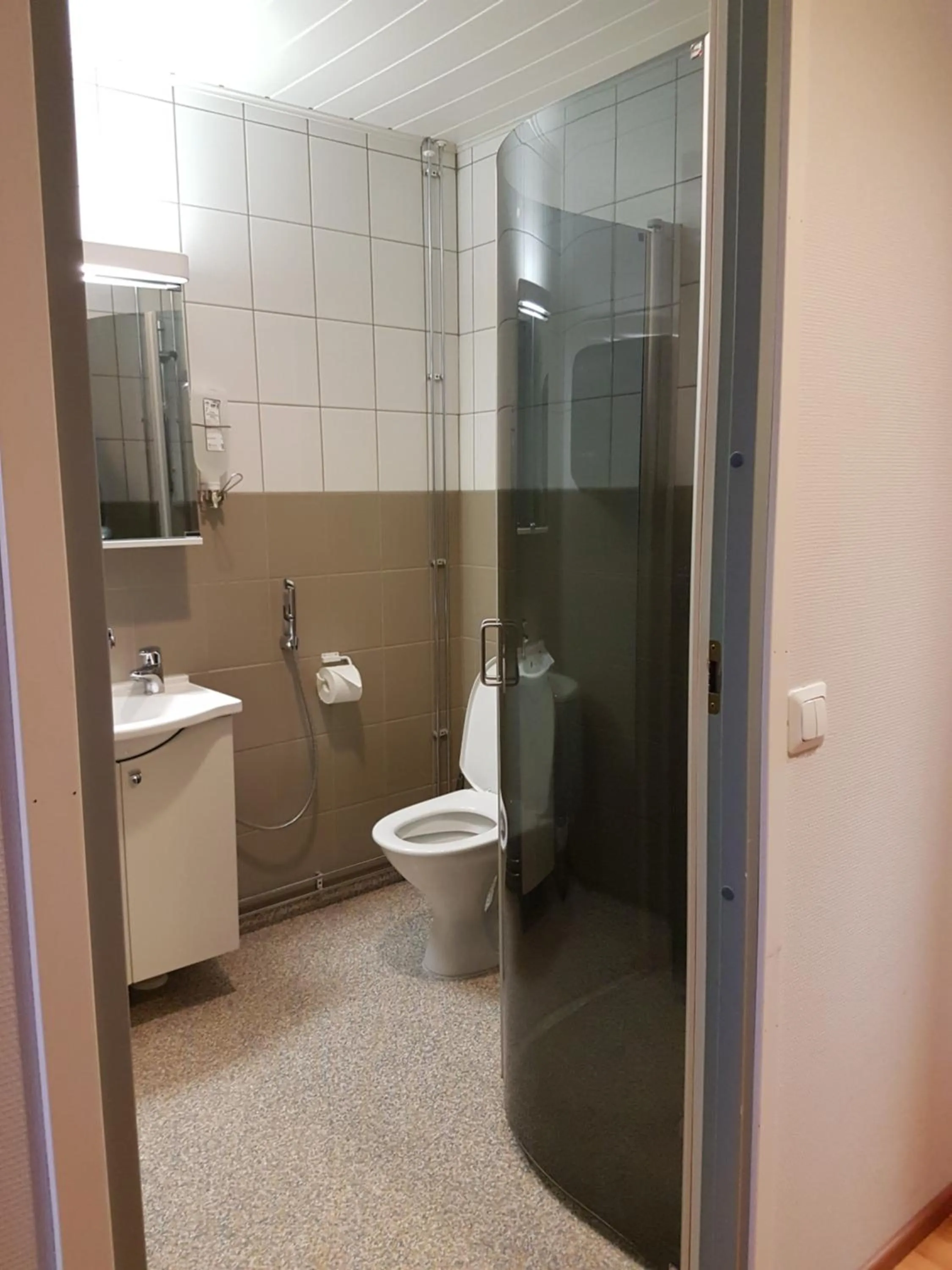 Bathroom in Hotelli Kärsämäki