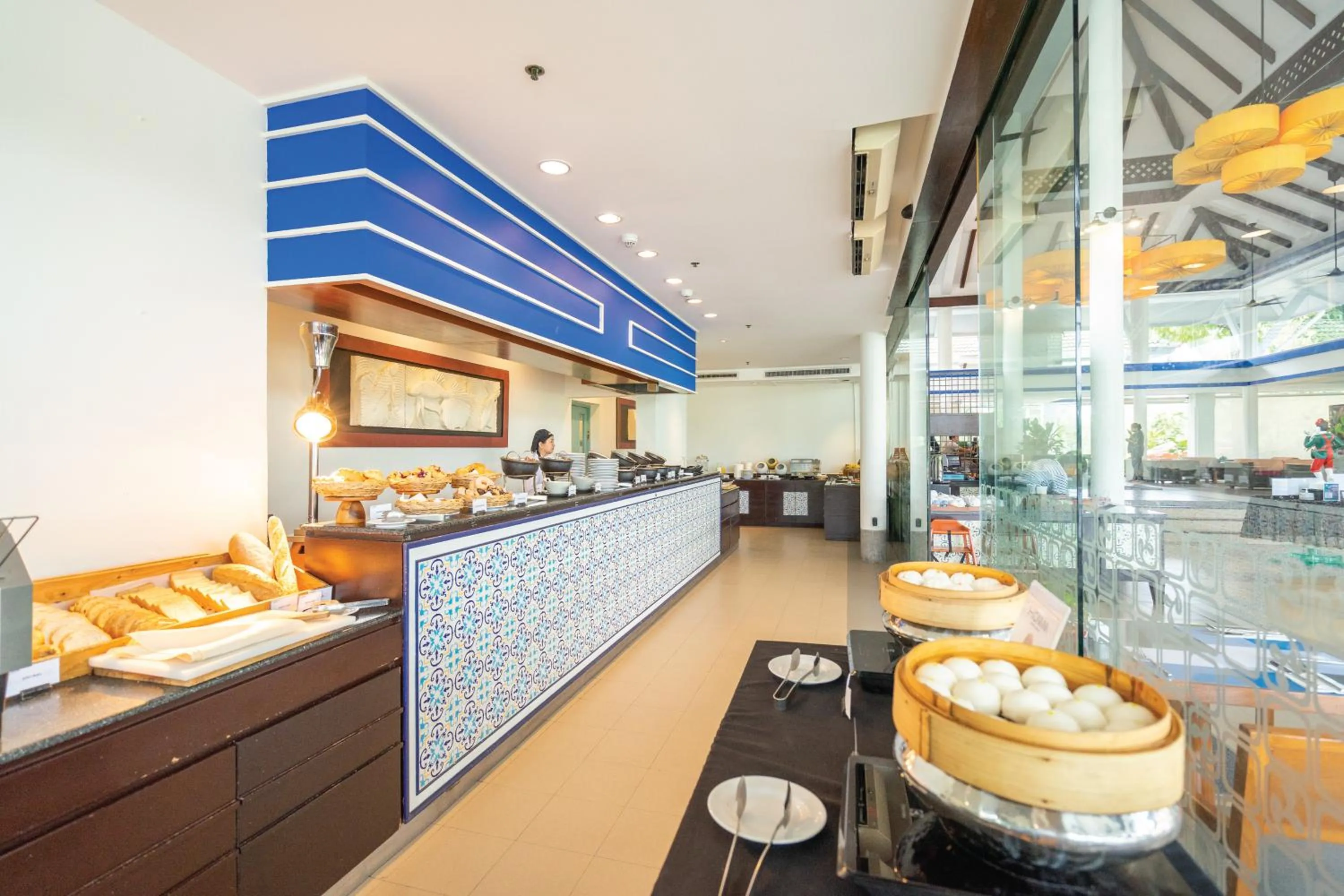 Restaurant/places to eat in Homm Suites Laguna, part of Banyan Group