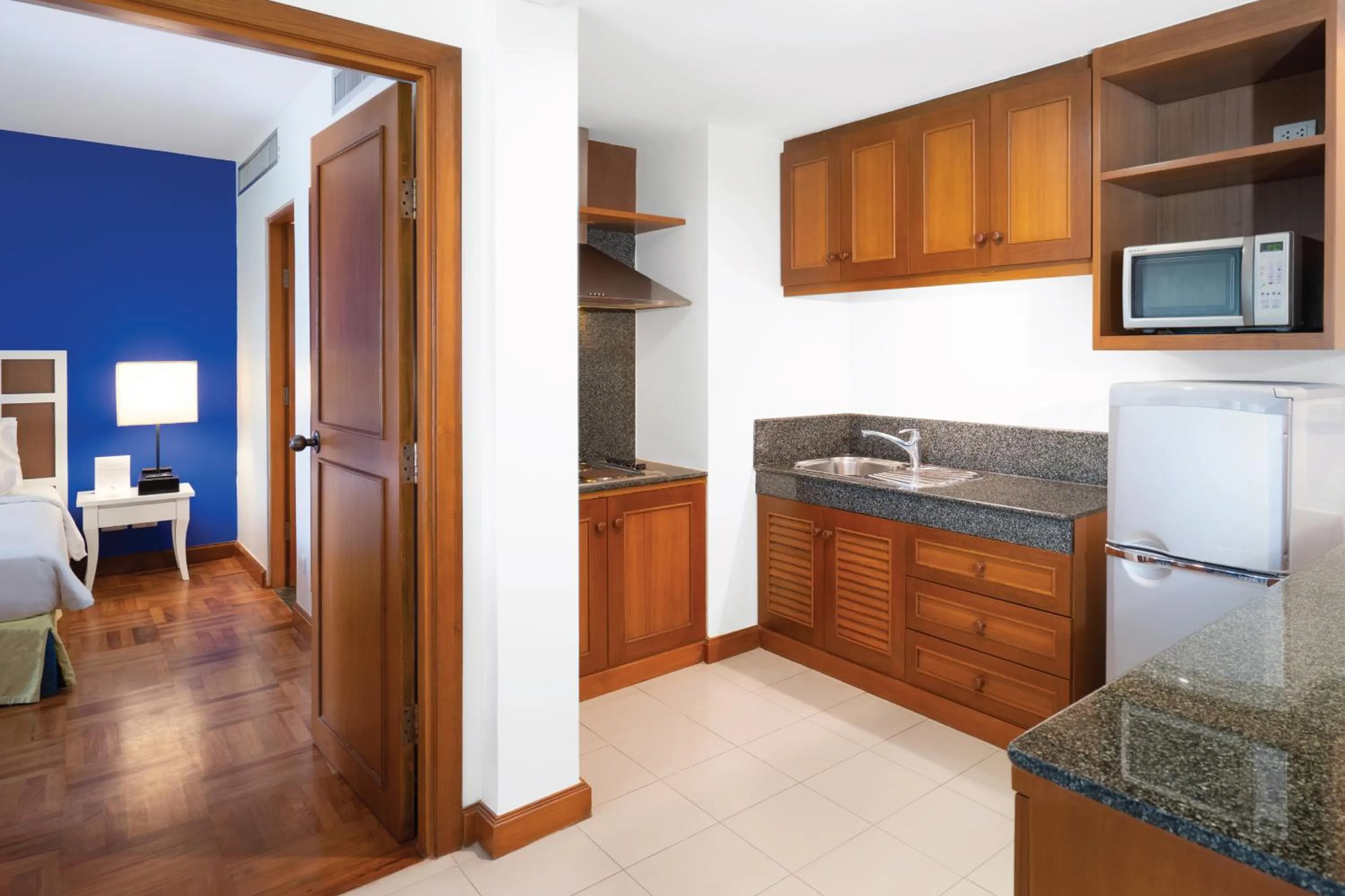Kitchen or kitchenette in Homm Suites Laguna, part of Banyan Group