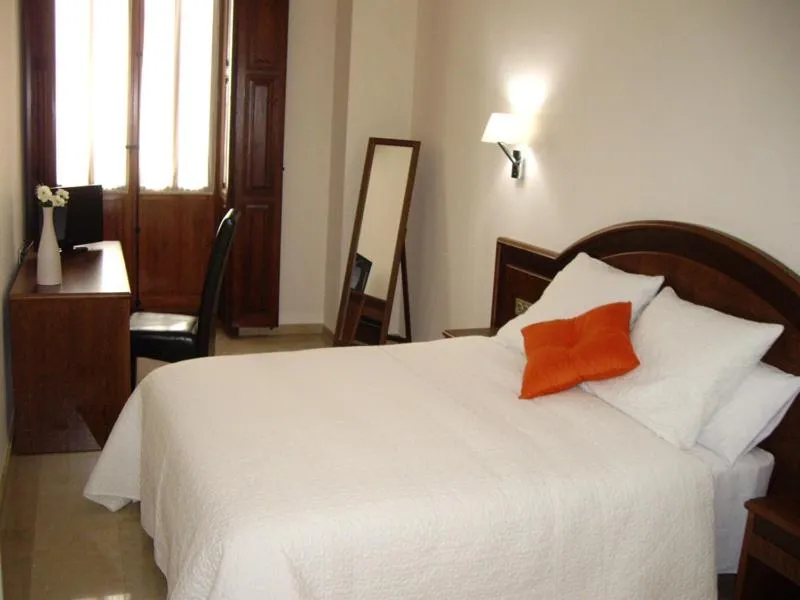 Superior Double Room with View - single occupancy in Hotel San Sebastián Hospedería