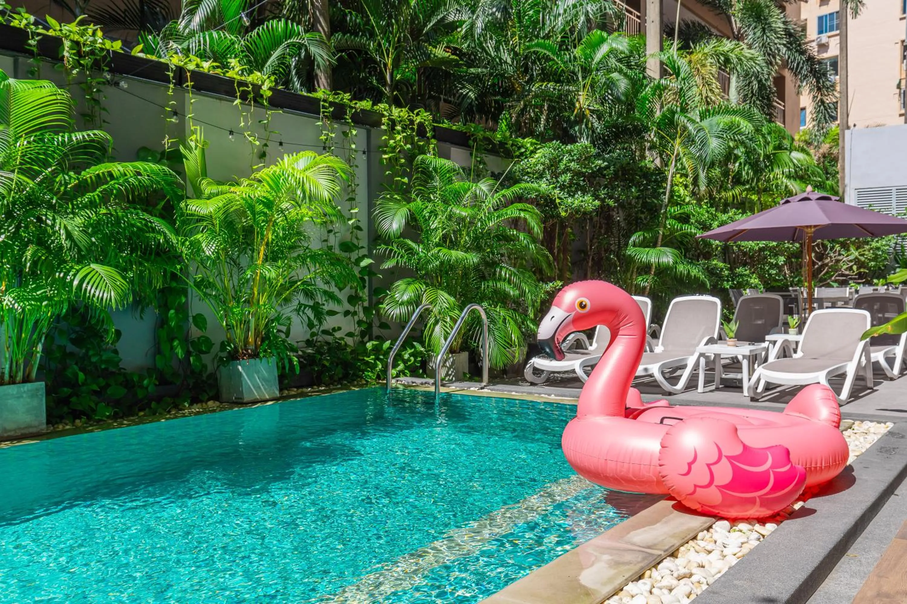 Swimming pool in WOOVO Phuket Patong - by Swandor