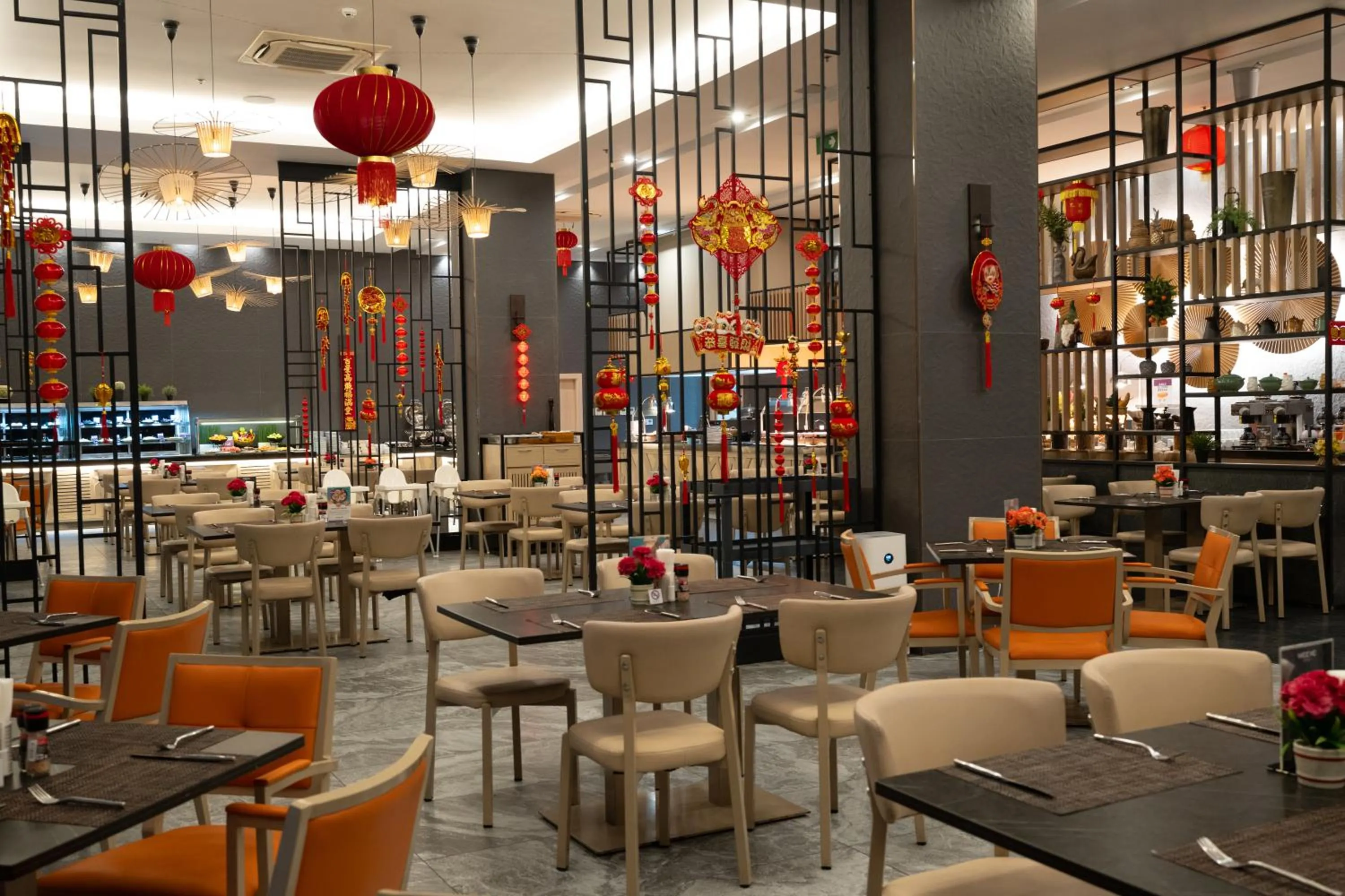 Restaurant/places to eat in WOOVO Phuket Patong - by Swandor