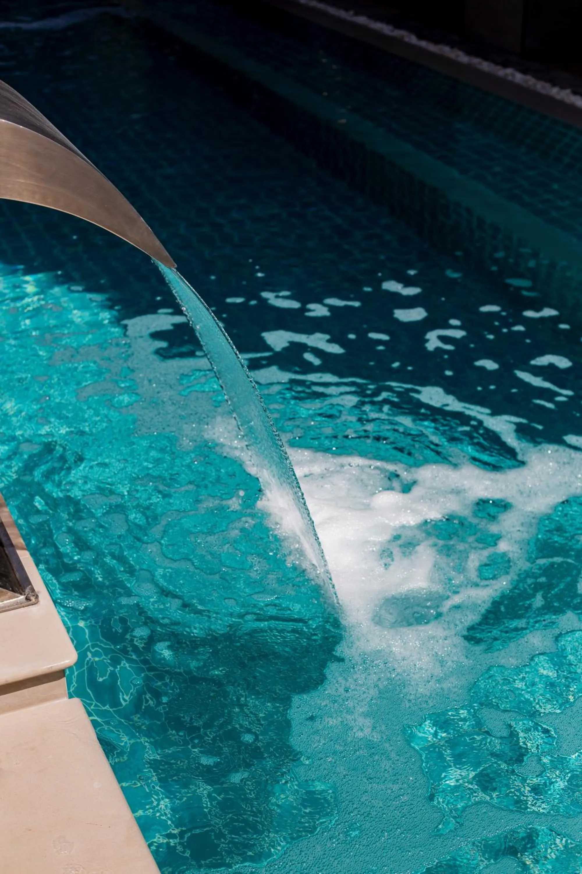 Swimming pool in WOOVO Phuket Patong - by Swandor